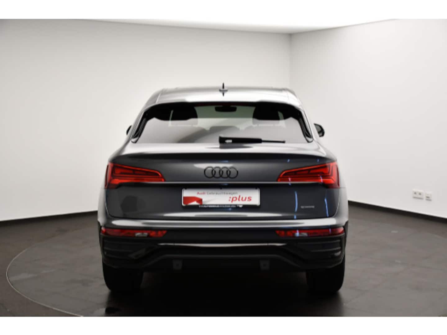 Bild über Audi Q5 Sportback 40 TDI quattro S tronic - für weitere Informationen kontaktieren Sie den Audi Partner