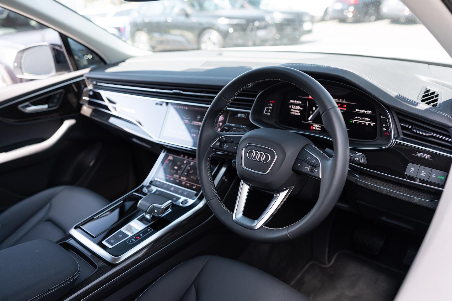Image about Audi Q7 45 TFSI quattro tiptronic
