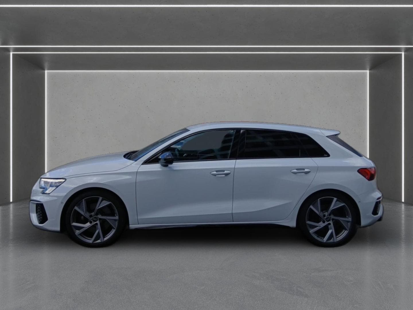 Bild über Audi S3 Sportback TFSI quattro S tronic - für weitere Informationen kontaktieren Sie den Audi Partner