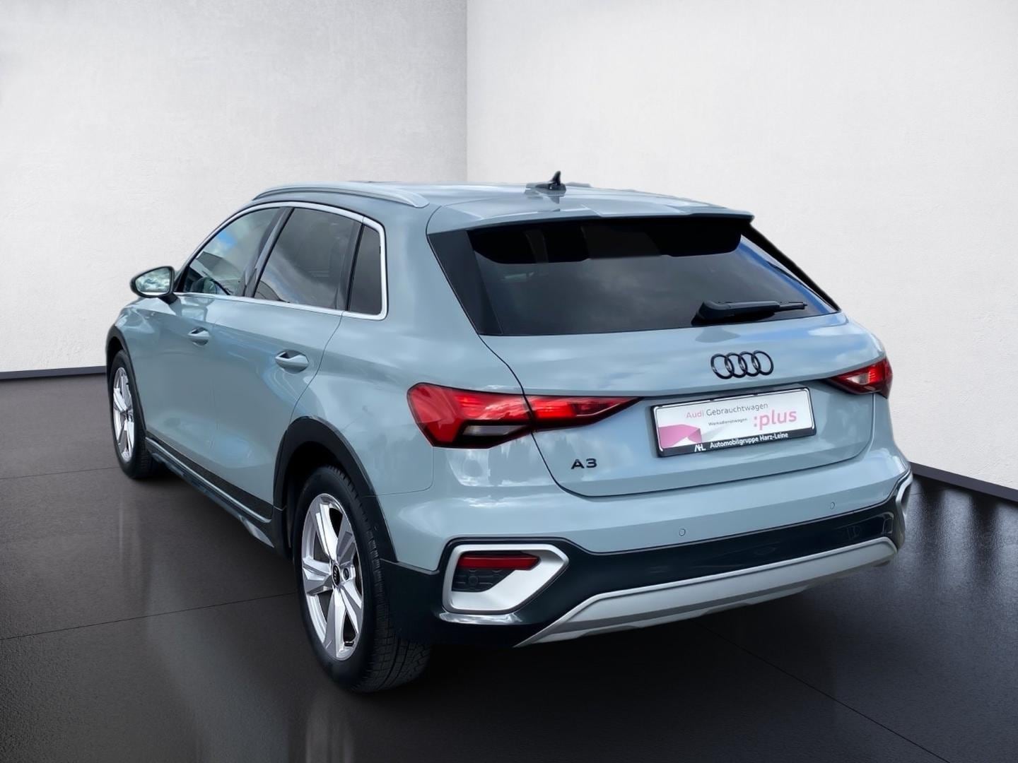 Bild über Audi A3 allstreet 35 TFSI S tronic - für weitere Informationen kontaktieren Sie den Audi Partner