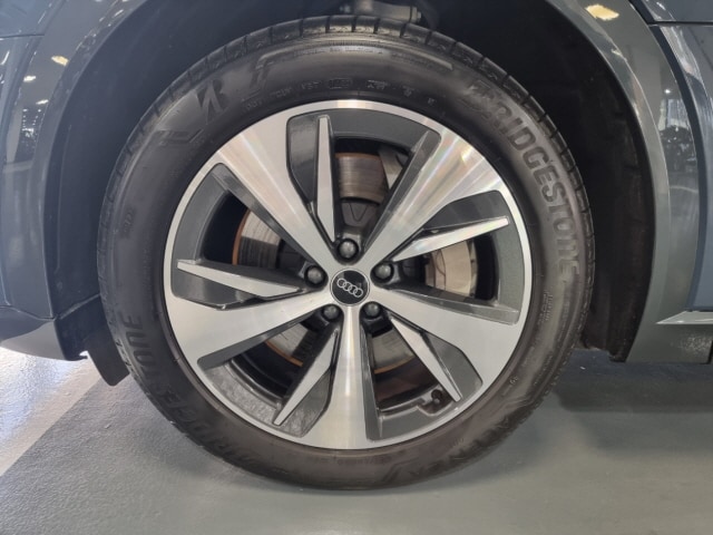 Audi Q8 e-tron 55 quattro kW 6