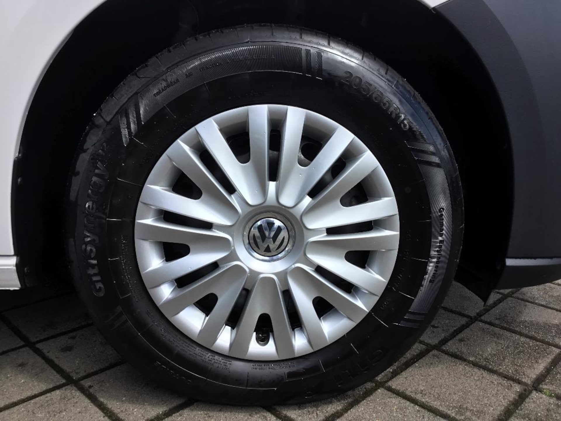 Volkswagen Caddy Kombi Basis-Modell
