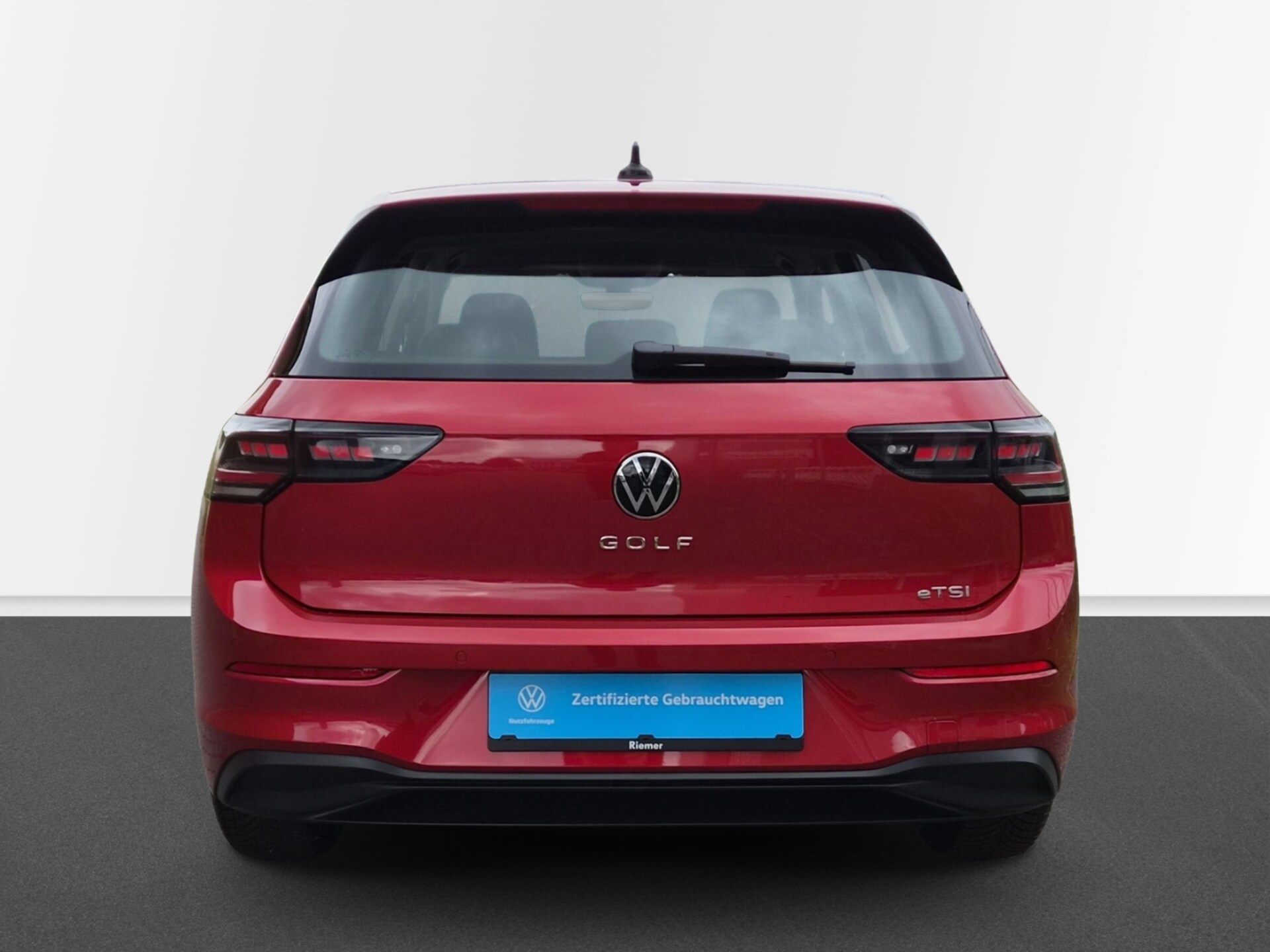 Volkswagen Golf Life