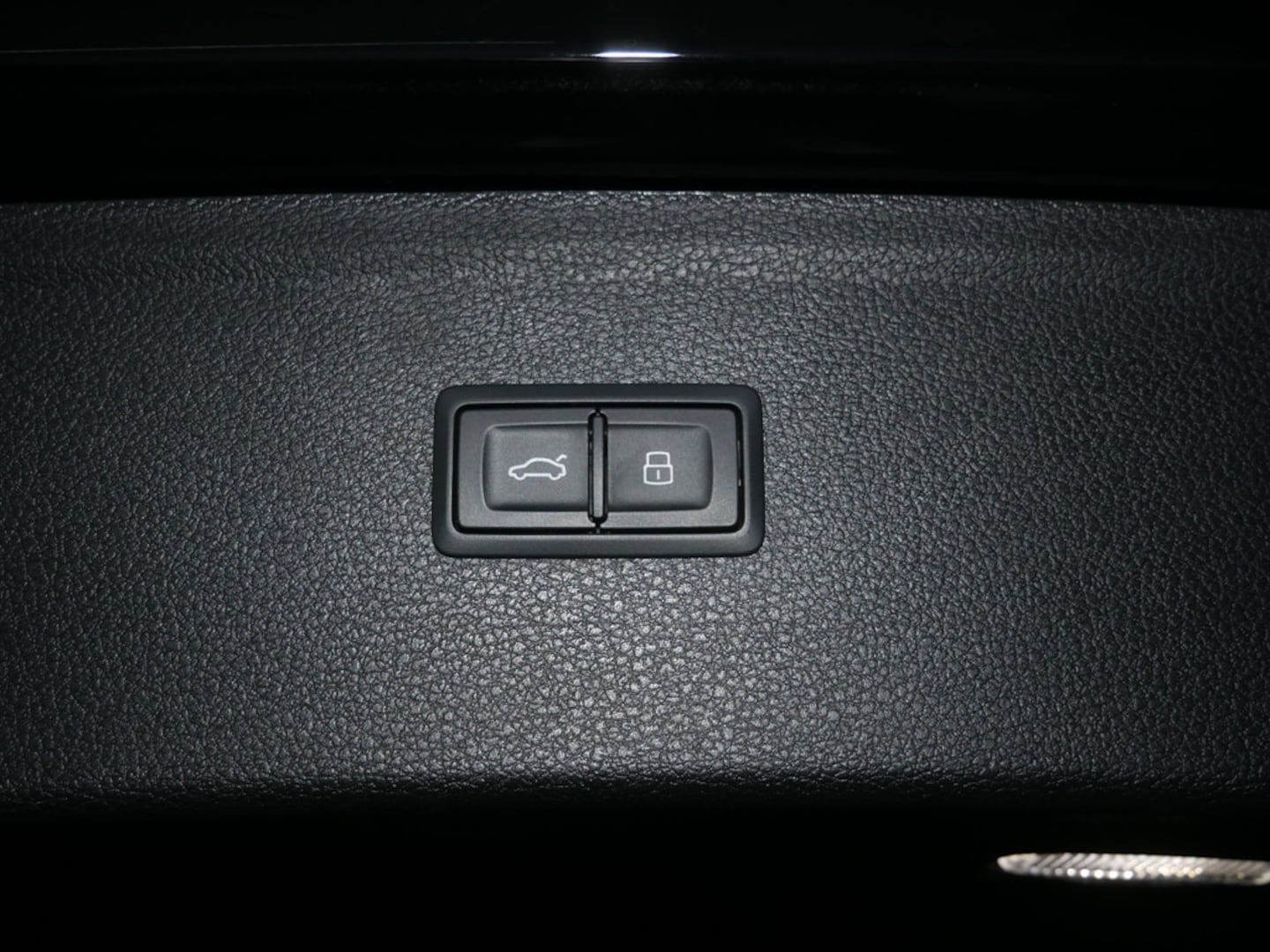 Bild über Audi Q5 40 TDI quattro S tronic - für weitere Informationen kontaktieren Sie den Audi Partner