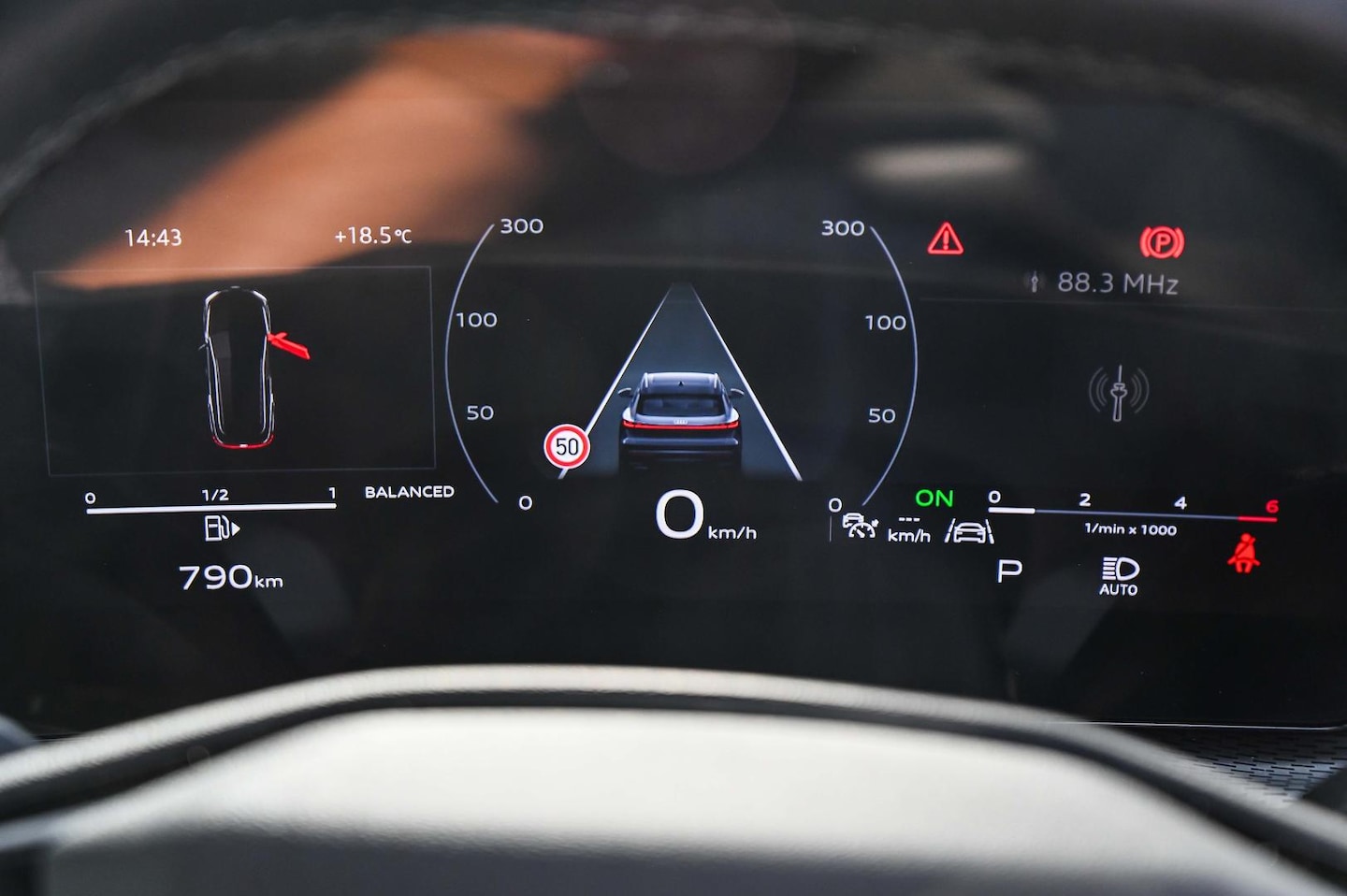 Image about Audi Q5 SUV TDI quattro 150 kW sport