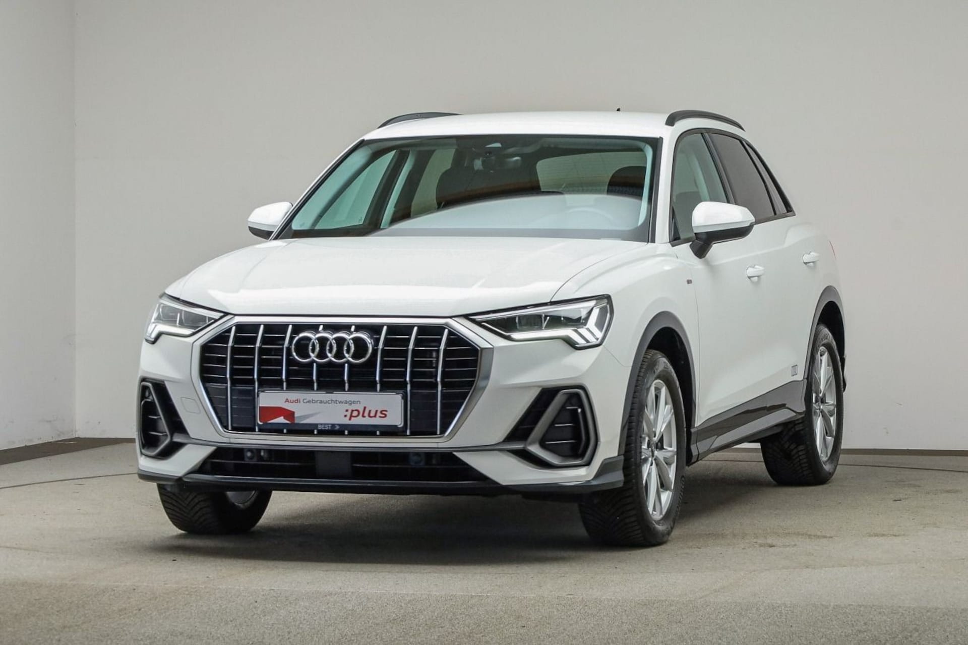 Audi Q3 SUV S line