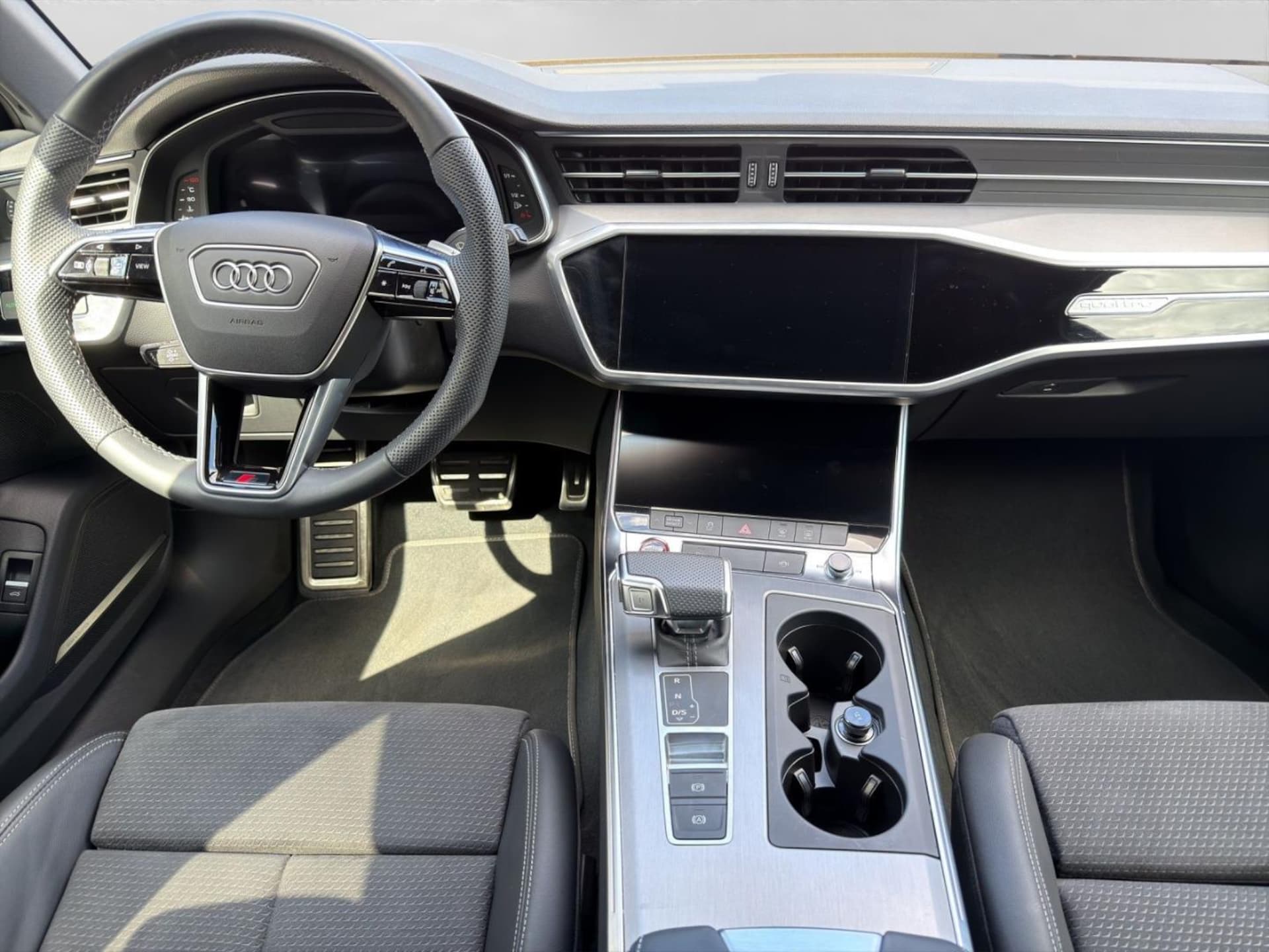 Audi S6 Avant