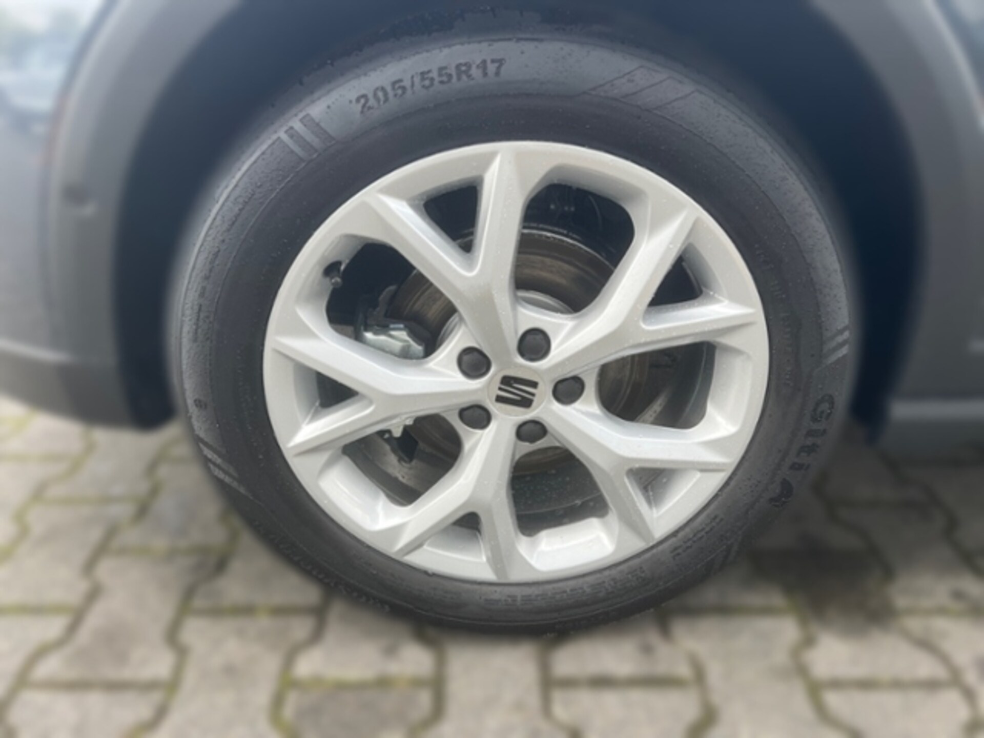 SEAT Arona FR