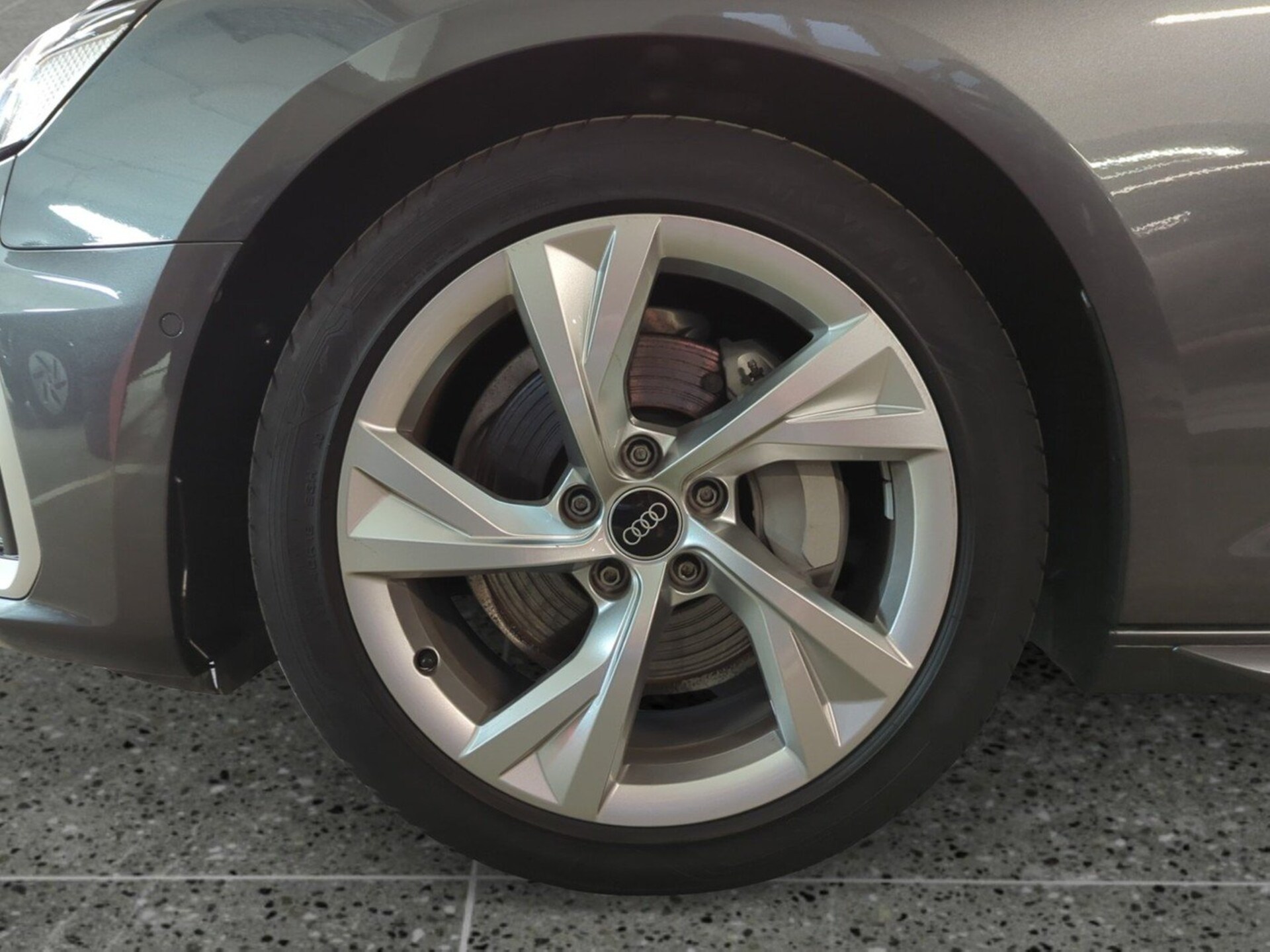 Audi A4 Avant S line
