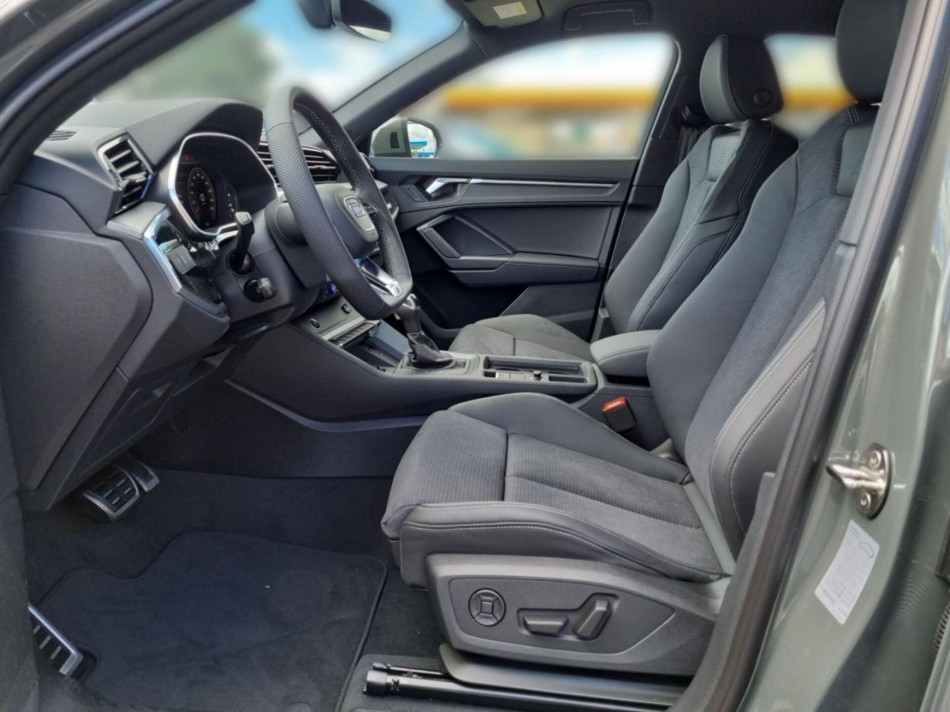 Audi Q3 Sportback S line