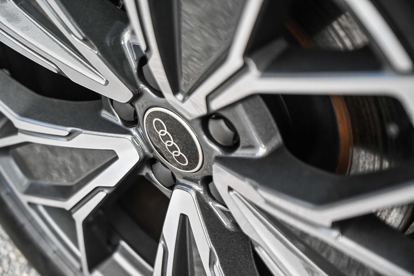 Image about Audi Q5 SUV TDI quattro 150 kW sport
