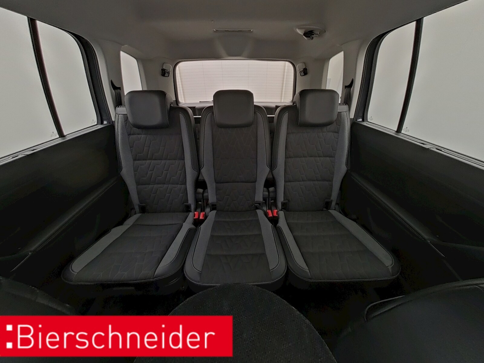 Volkswagen Touran – Bild 8