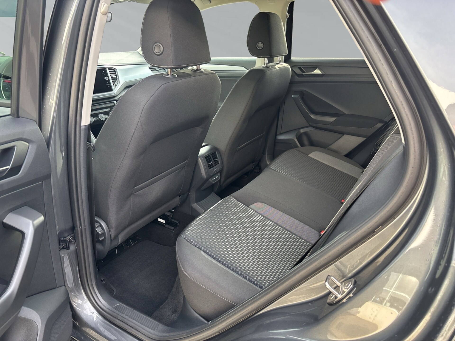 Volkswagen T-Roc Active