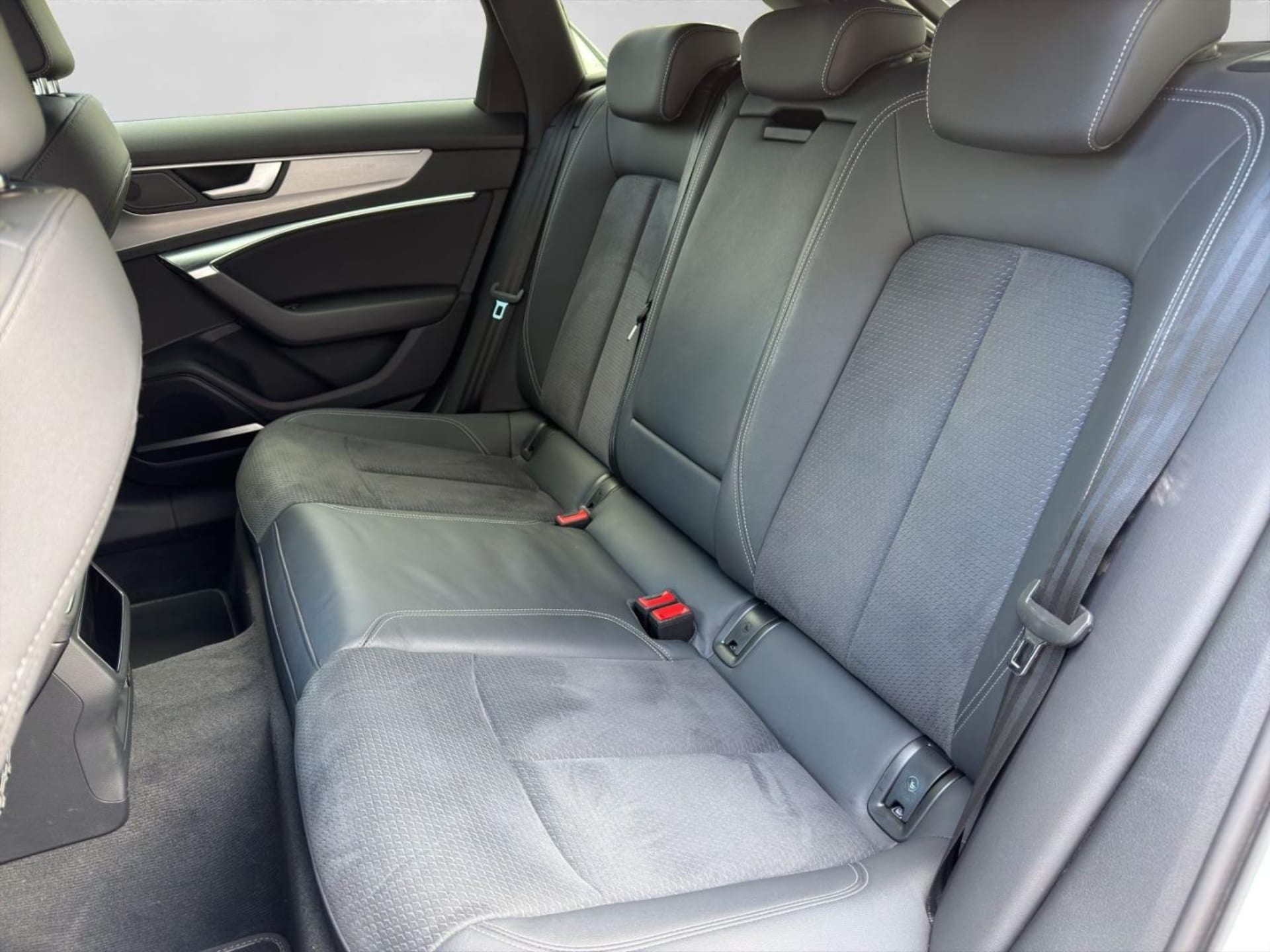 Audi S6 Avant