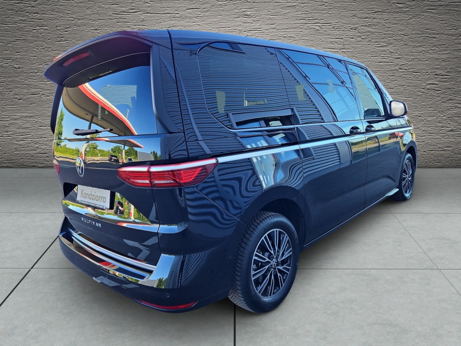 Volkswagen Multivan – Bild 2