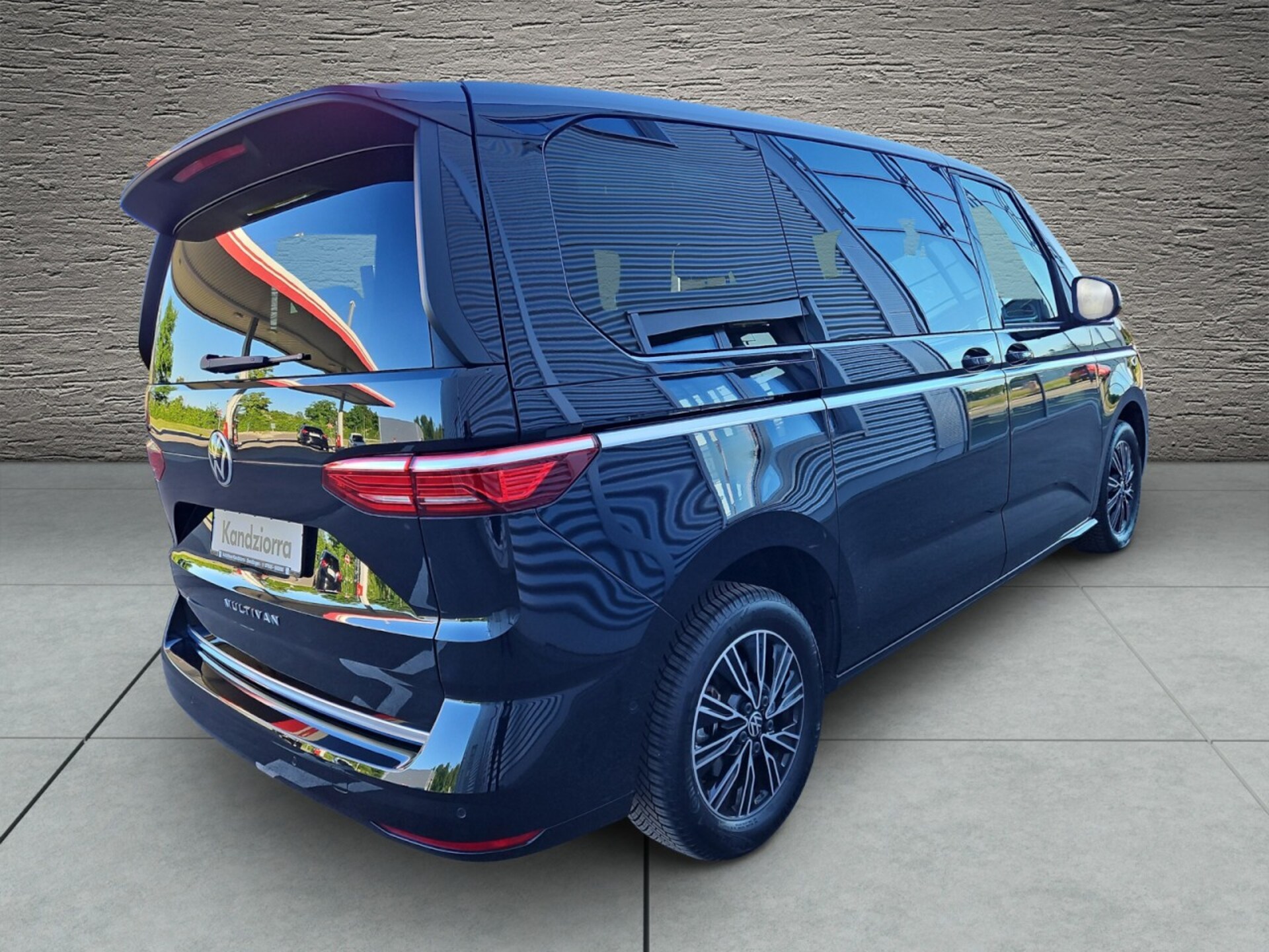 Volkswagen Multivan Style