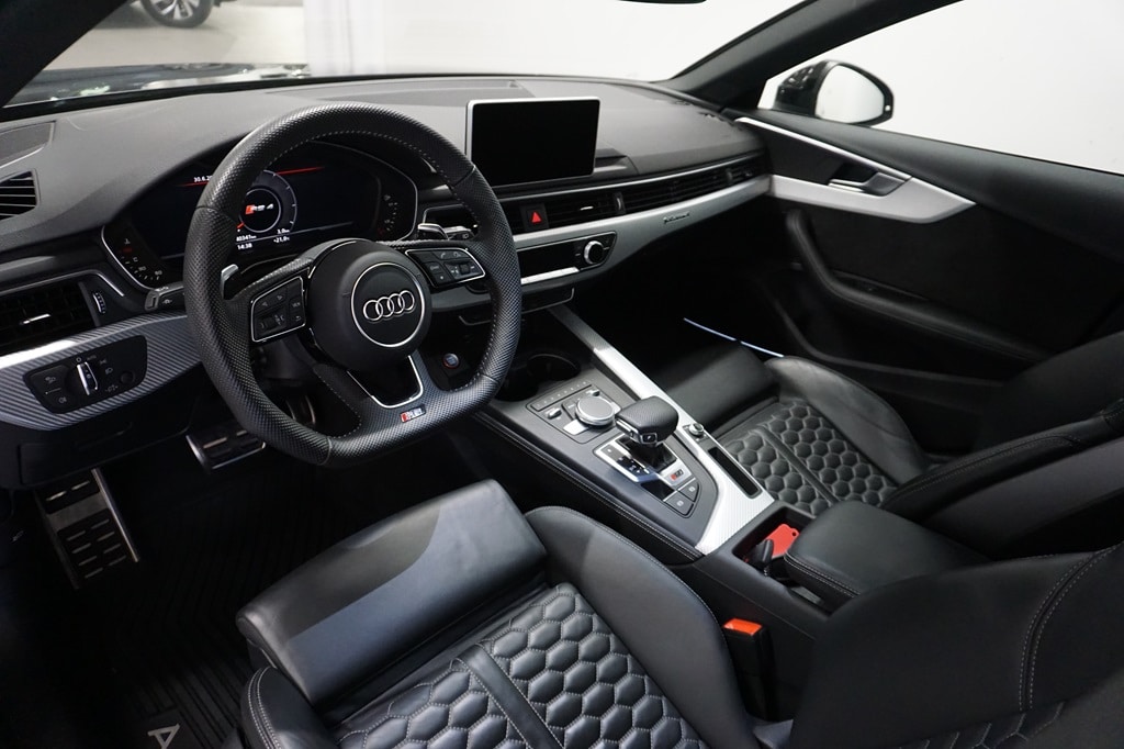 Image about Audi RS 4 Avant RS 4 Avant 450 hk tiptronic