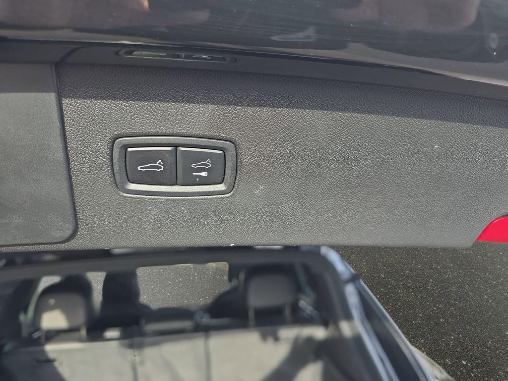 2023 Porsche Cayenne Base - Photo 16