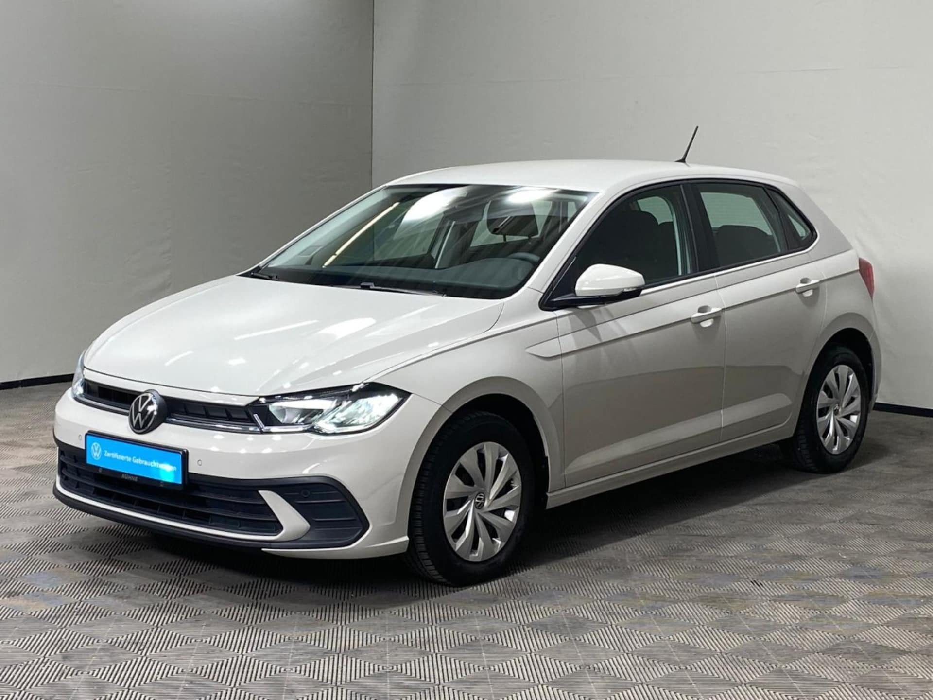 Volkswagen Polo Basis-Modell