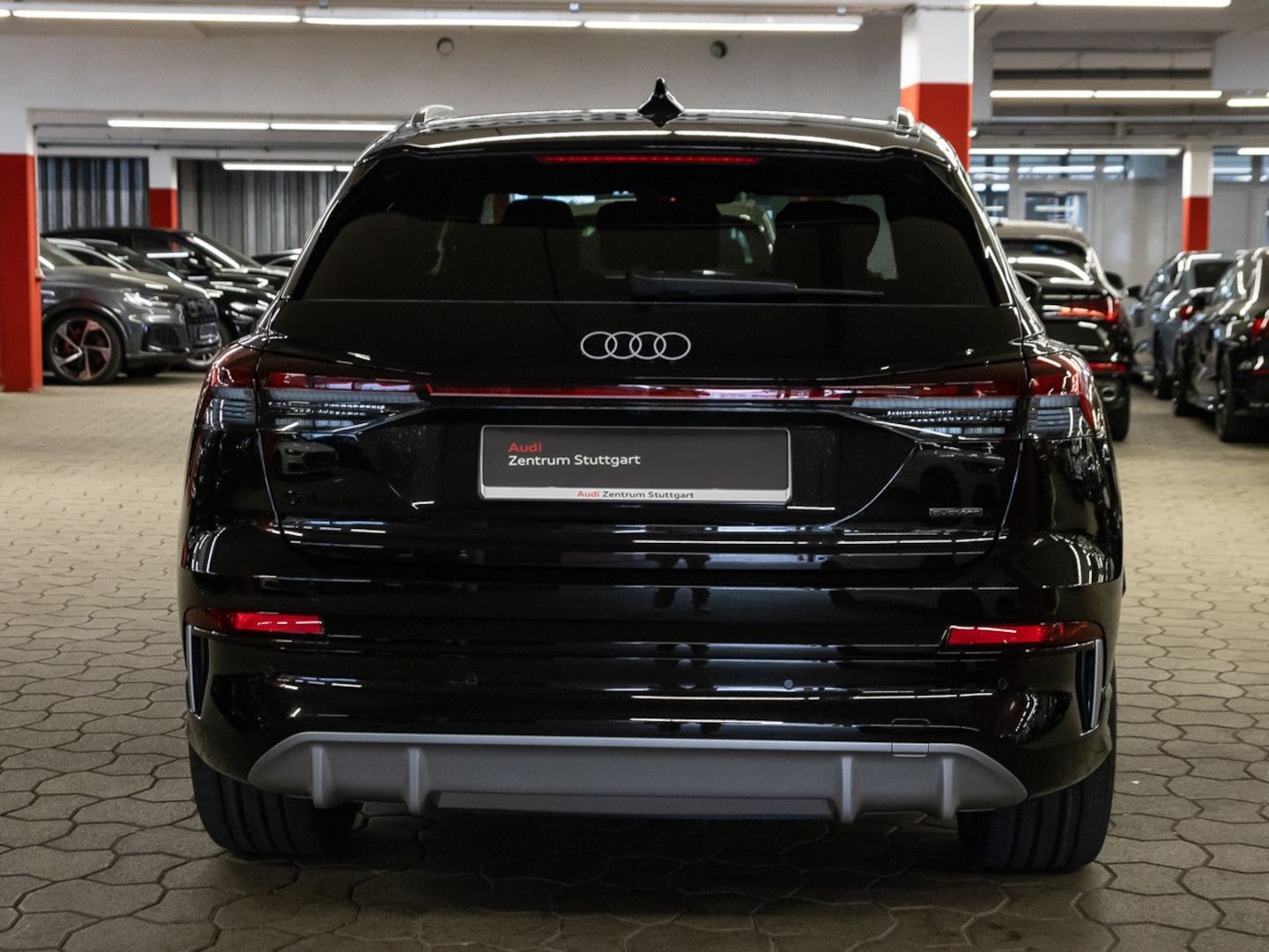 Bild über Audi Q4 SUV e-tron e-tron quattro performance 250 kW - für weitere Informationen kontaktieren Sie den Audi Partner