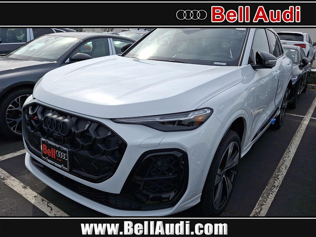 2026 Audi RS Q8 -'s photo