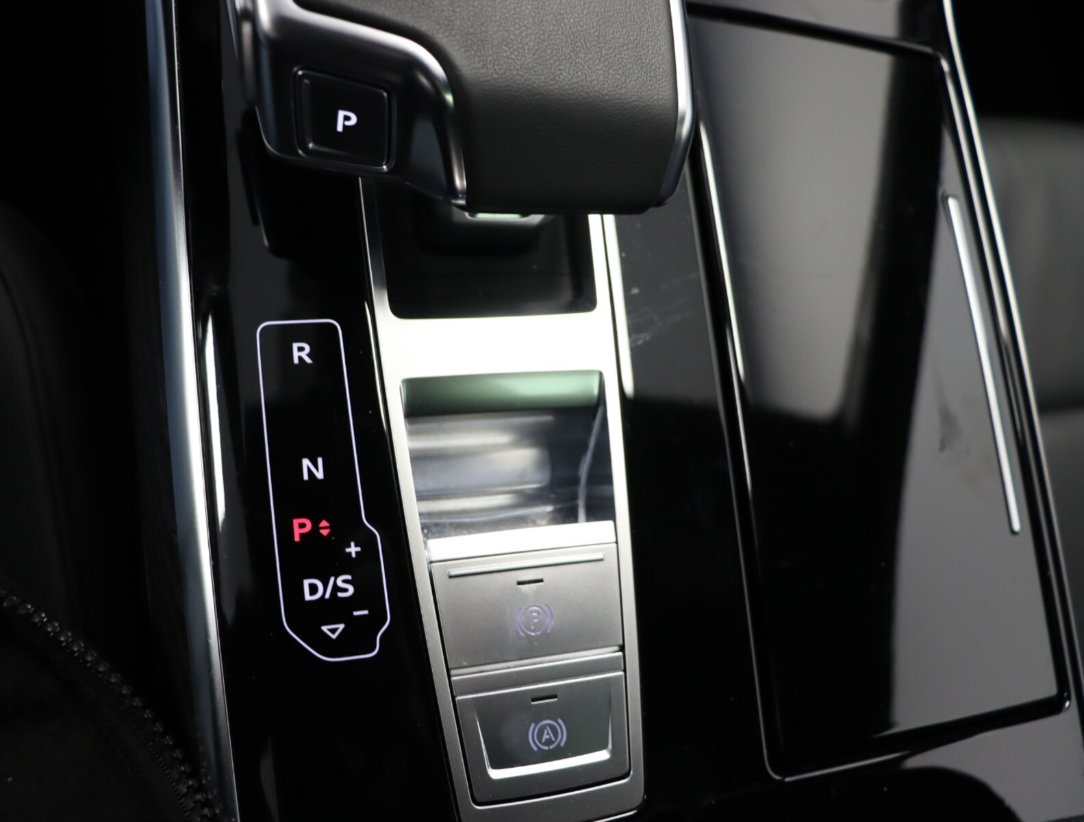 Audi A8 – Bild 10