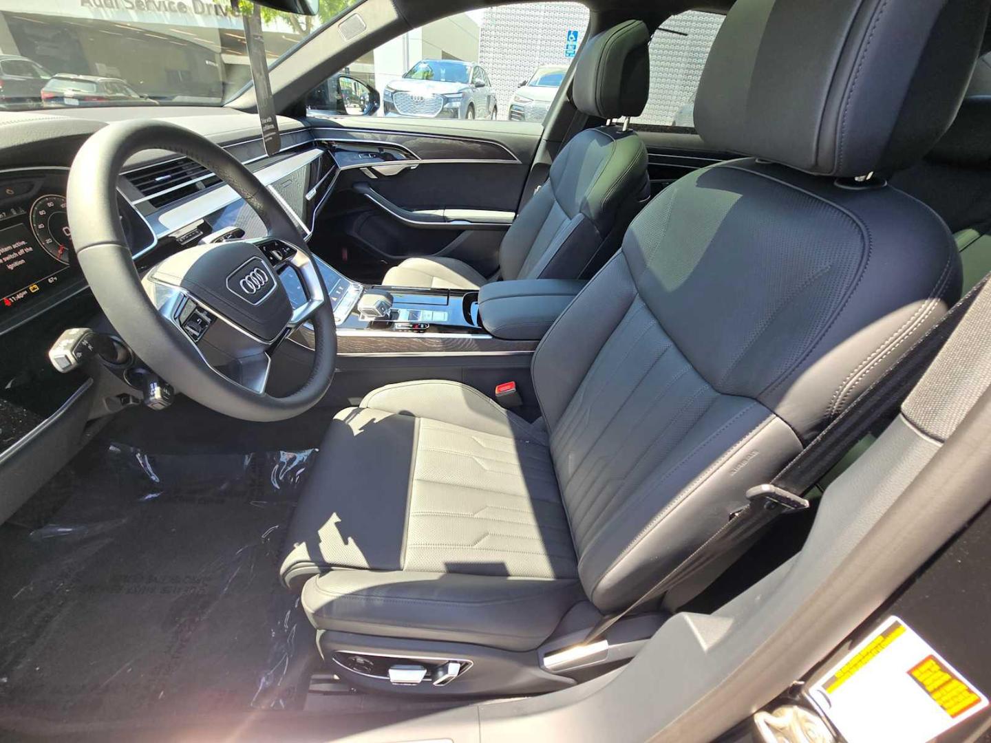 2025 Audi A8 Base - Photo 27