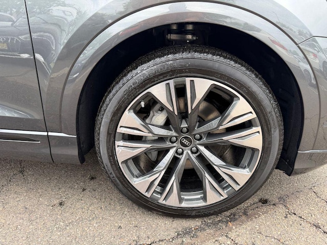 2026 Audi Q8 Premium Plus - Photo 12