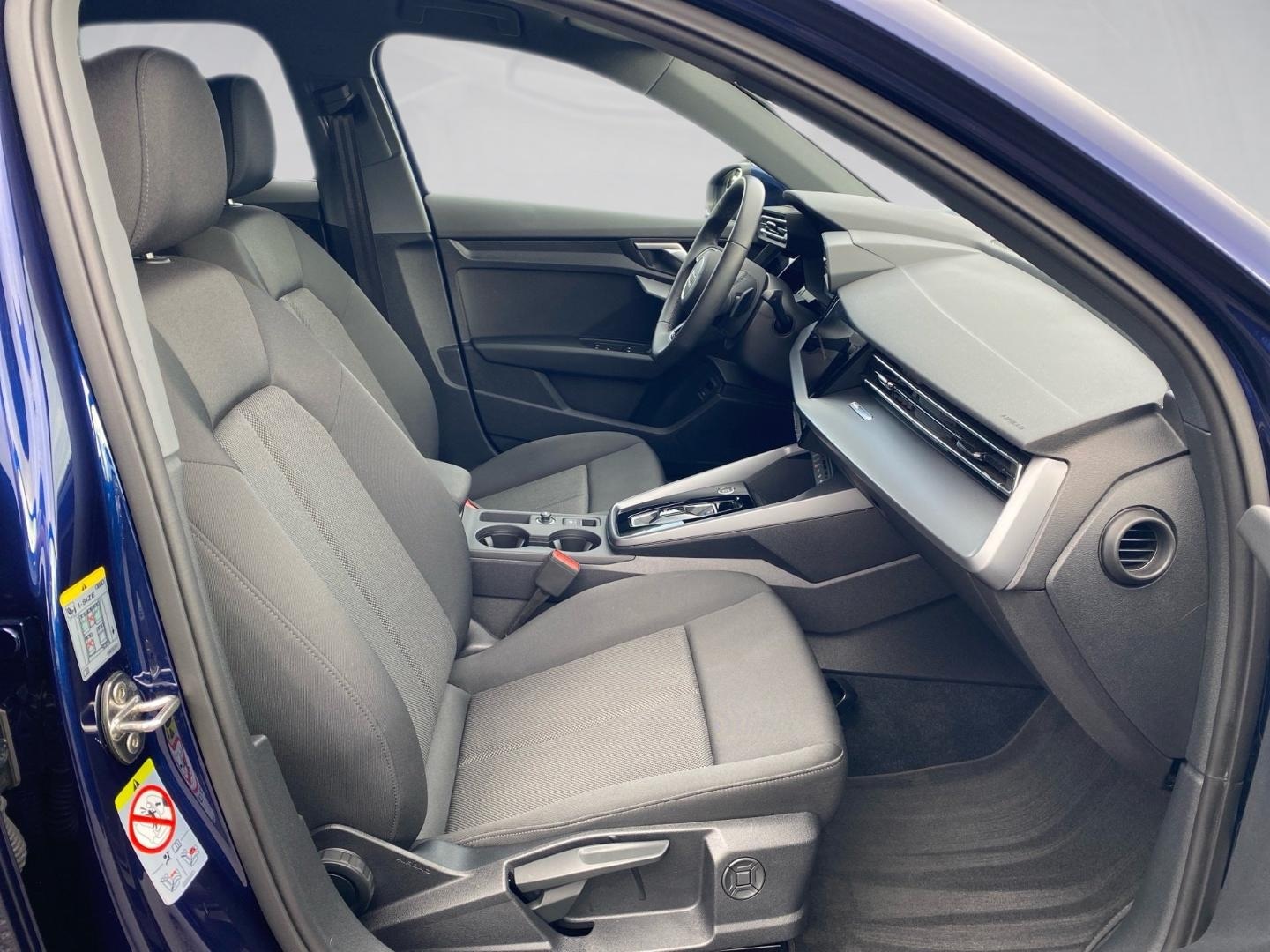 Bild über Audi A3 Limousine advanced 35 TFSI S tronic - für weitere Informationen kontaktieren Sie den Audi Partner