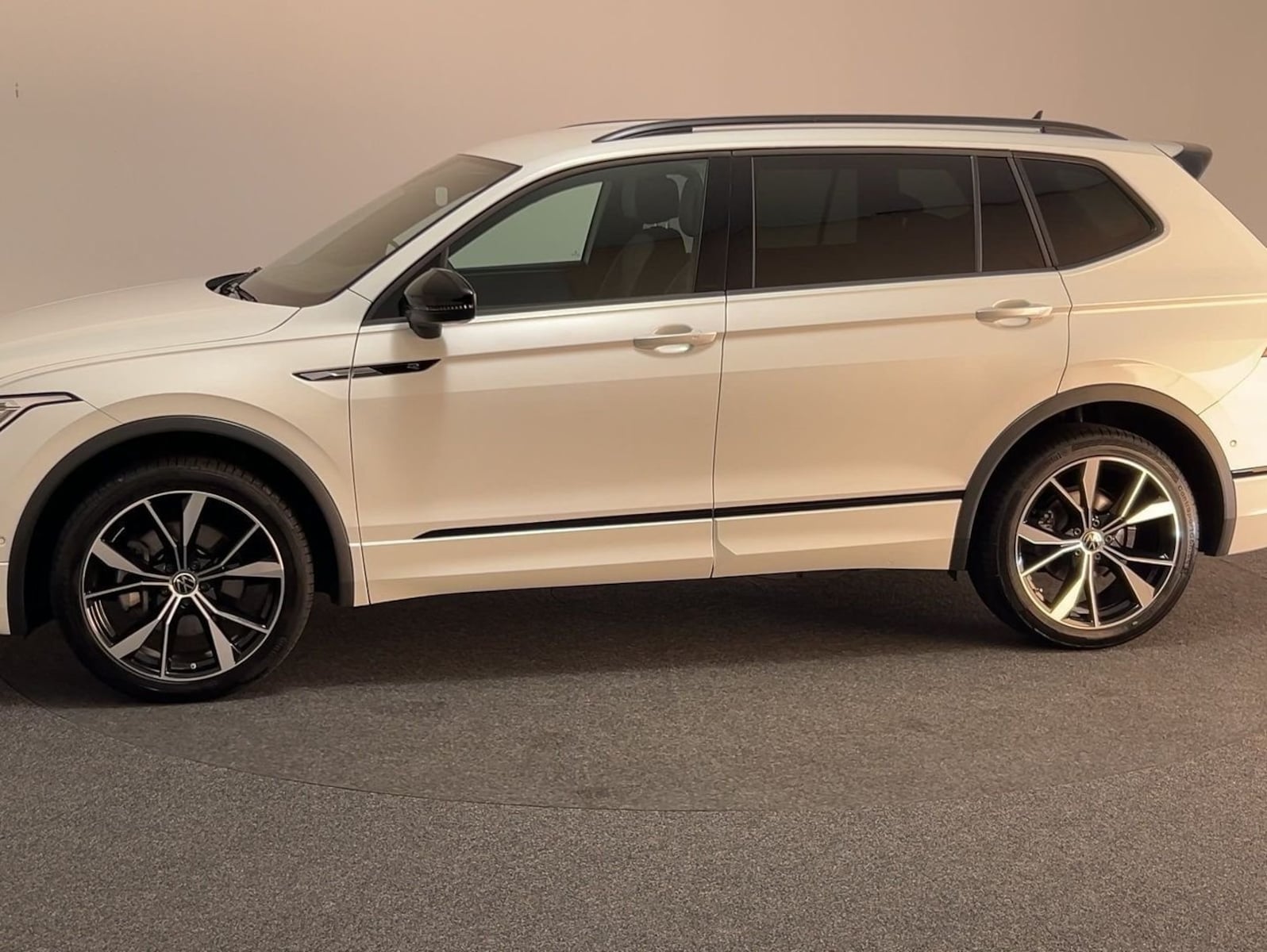 Volkswagen Tiguan Allspace – Bild 3
