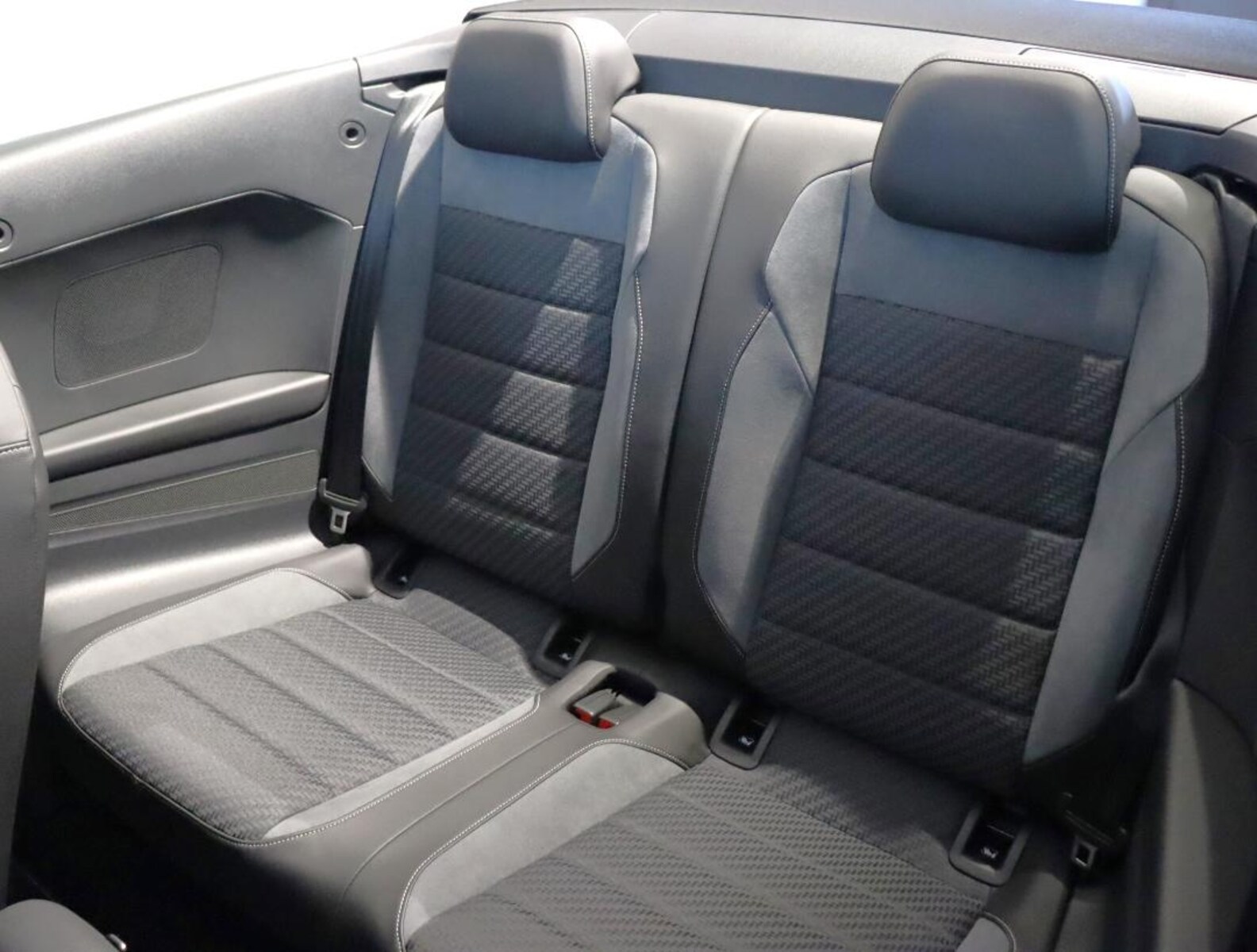 Volkswagen T-Roc Cabriolet – Bild 22