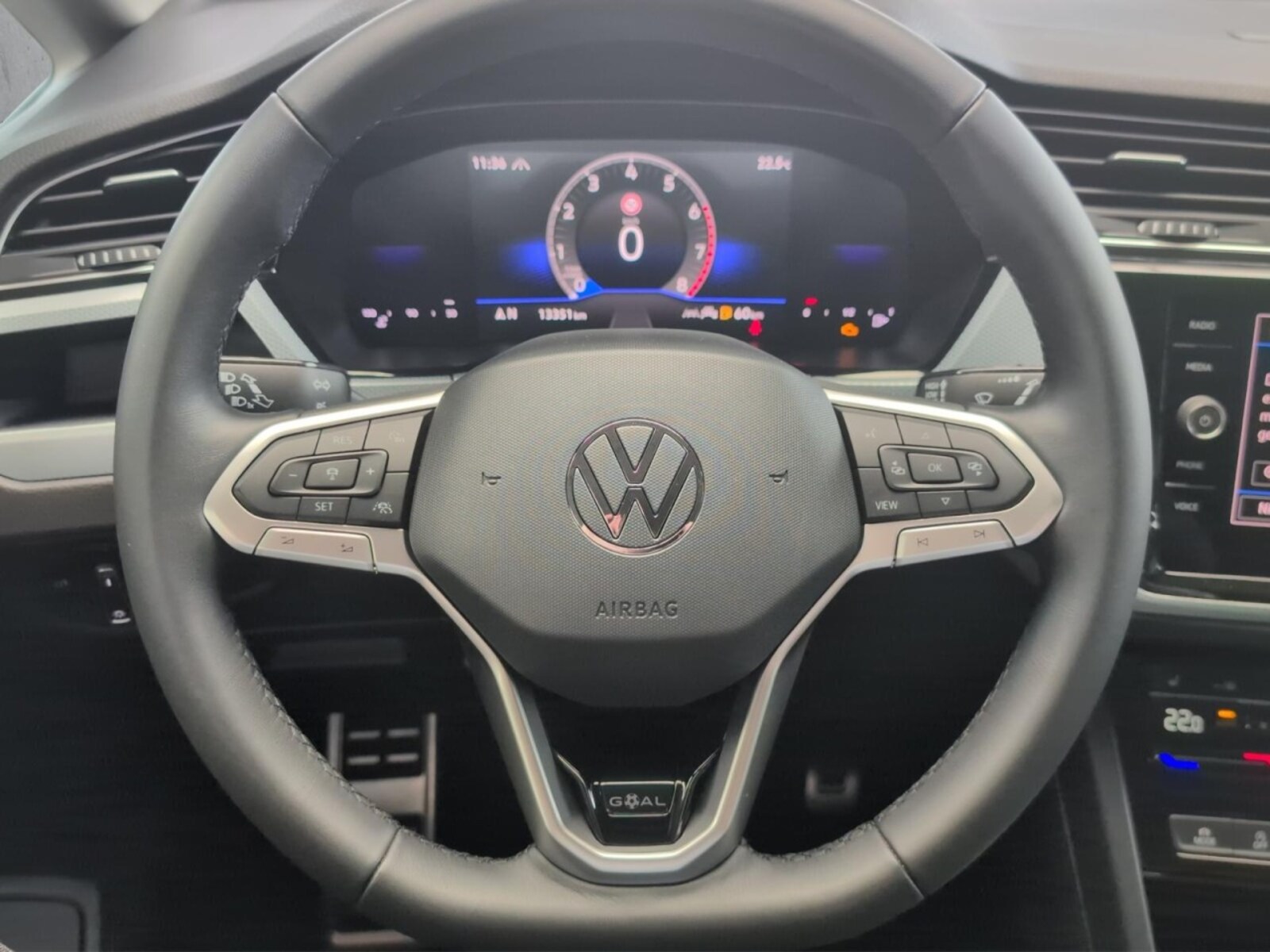 Volkswagen Touran – Bild 10