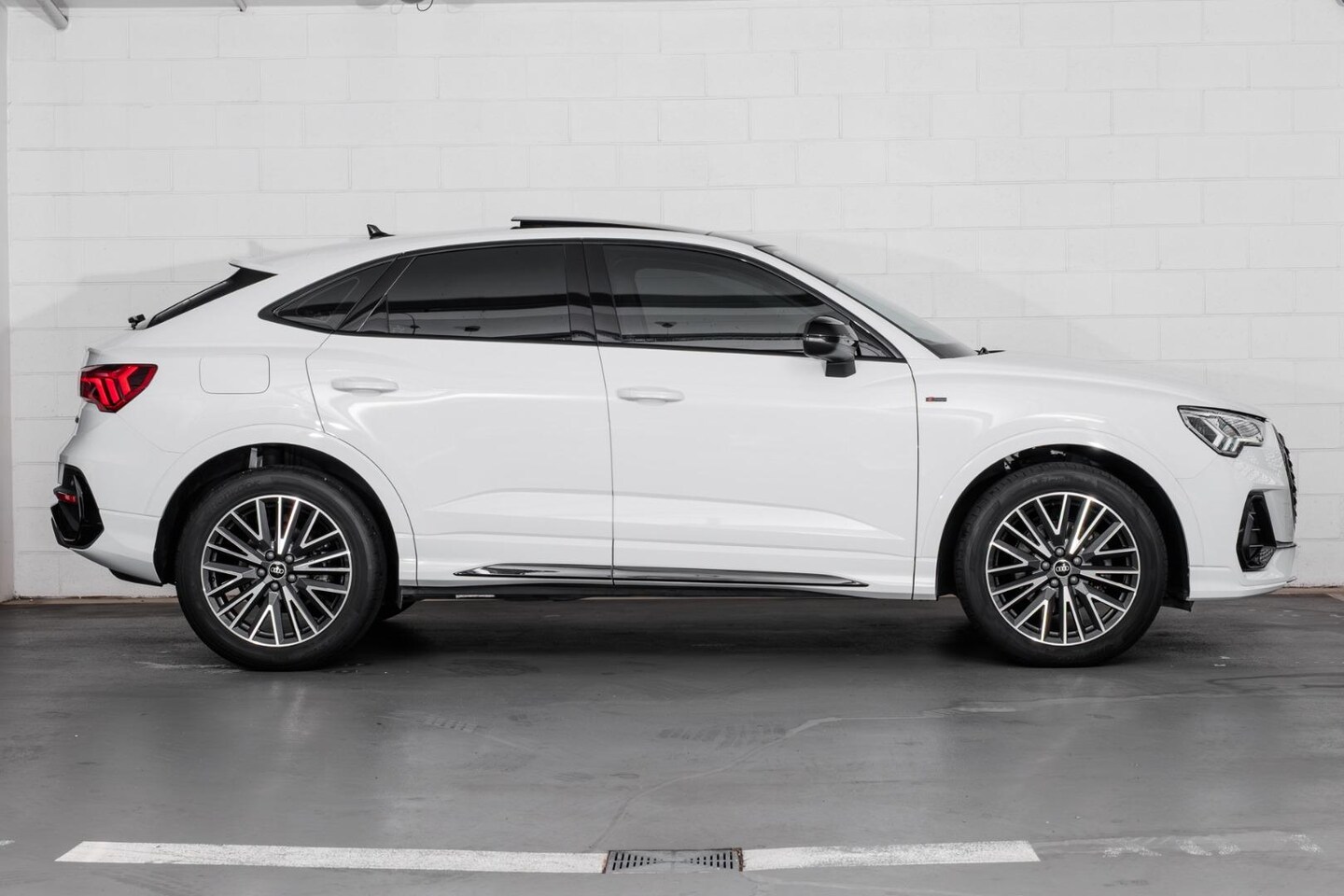 Image about Audi Q3 Sportback S line 35 TFSI S tronic