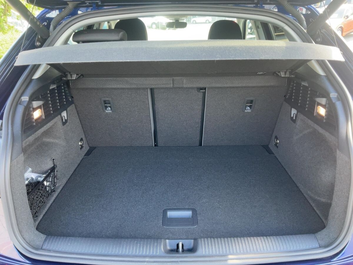 Image about Audi Q2 advanced 30 TDI Schaltgetriebe