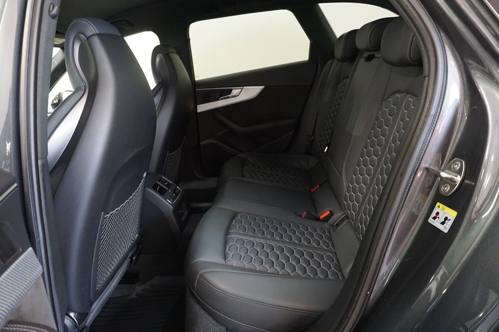 Image about Audi RS 4 Avant RS 4 Avant 450 hk tiptronic