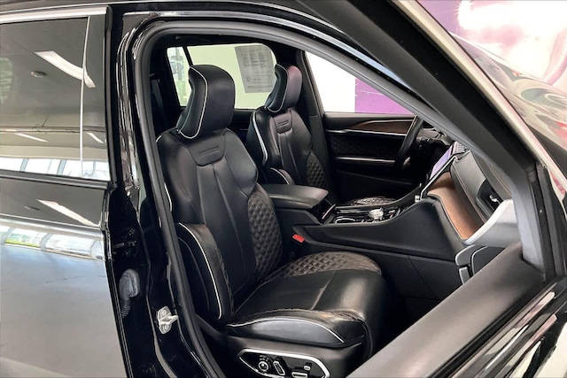 2022 Jeep Grand Cherokee Summit - Photo 11