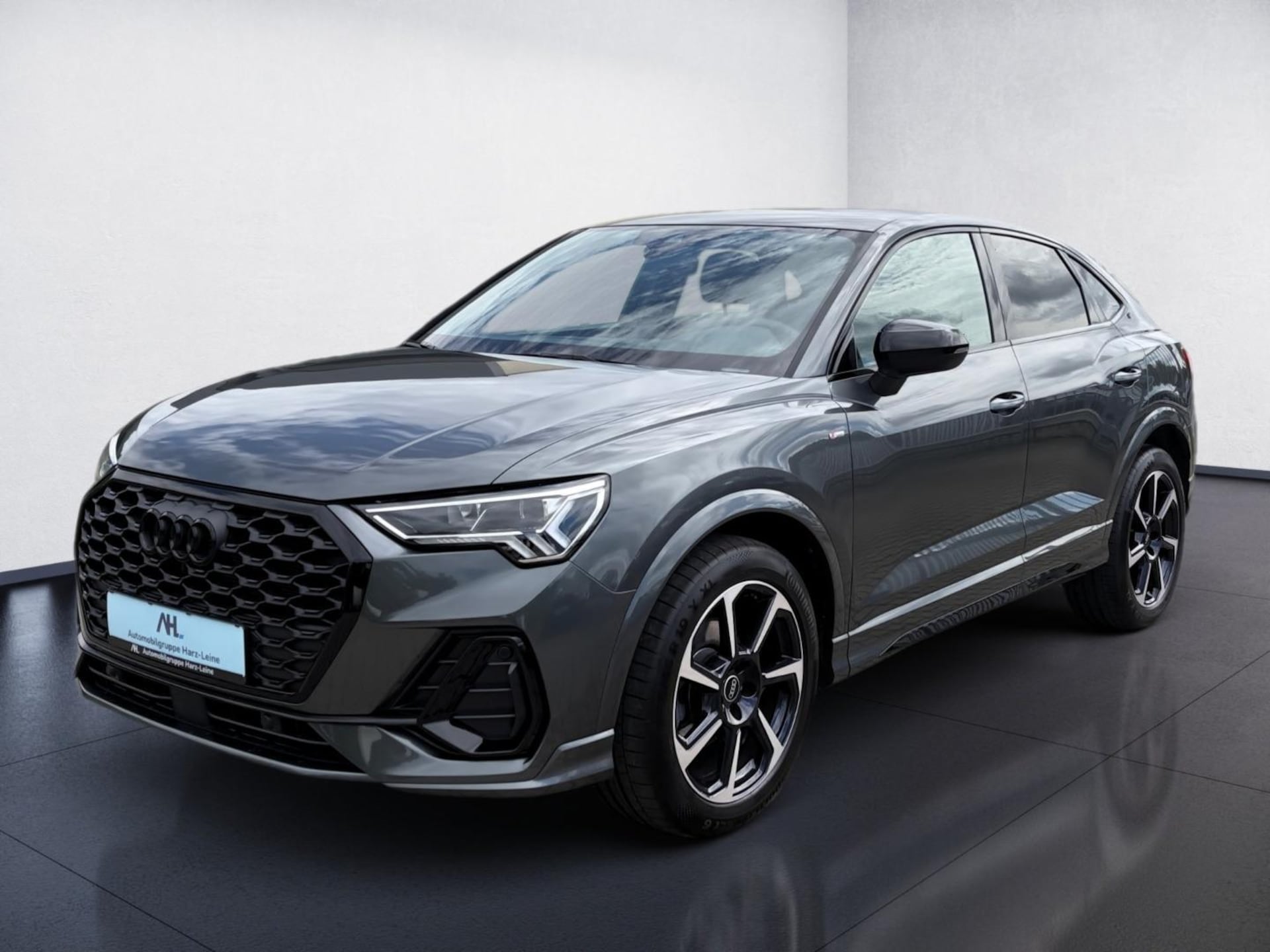 Audi Q3 Sportback S line