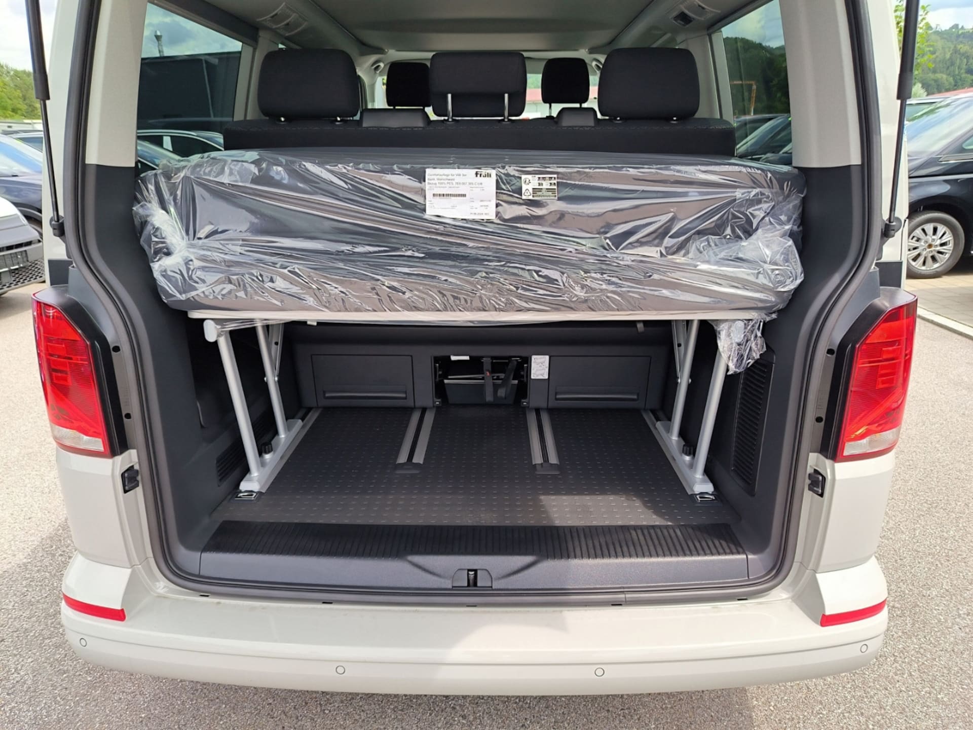 Volkswagen T6.1 California Beach