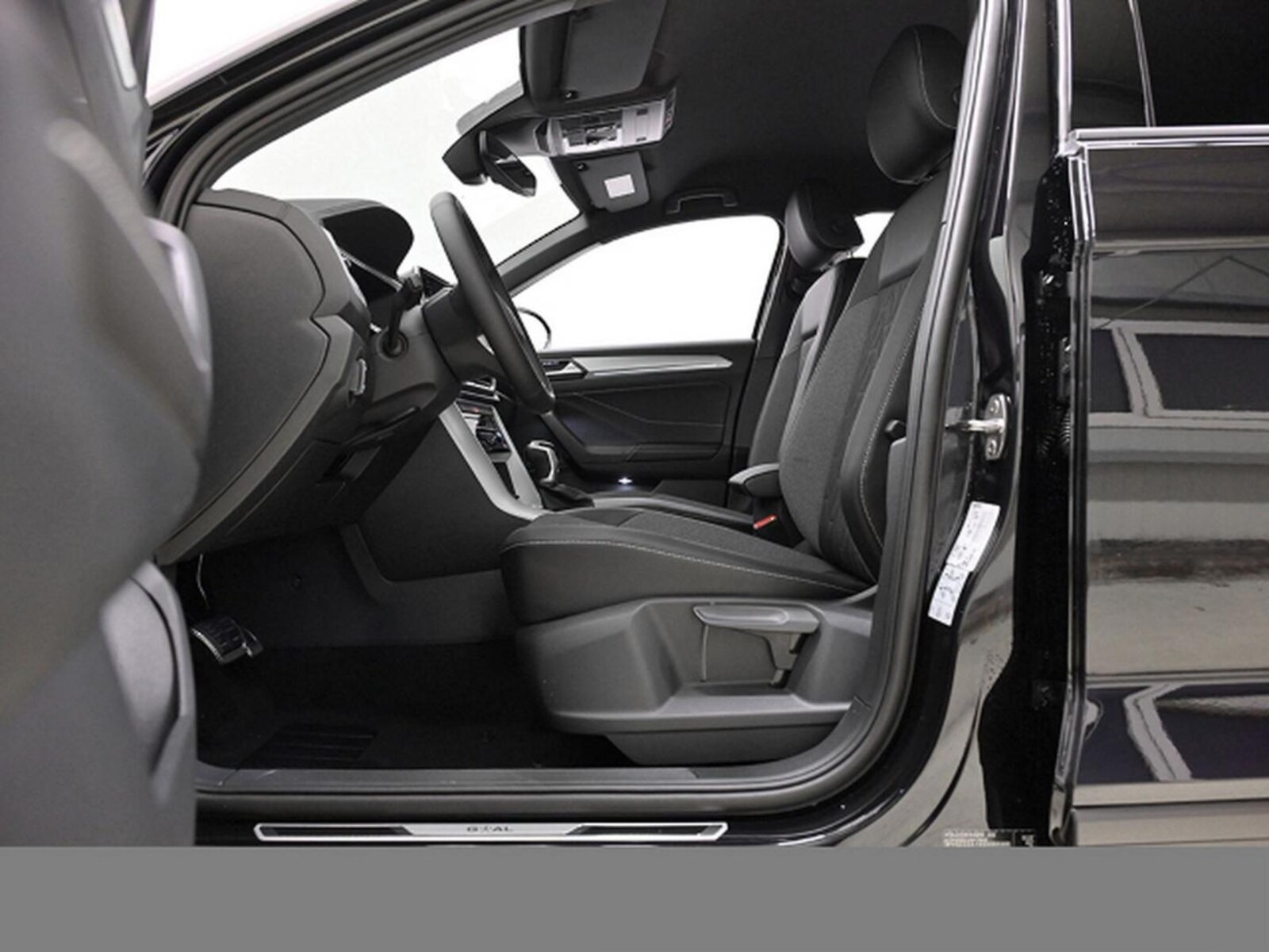 Volkswagen T-Roc – Bild 9