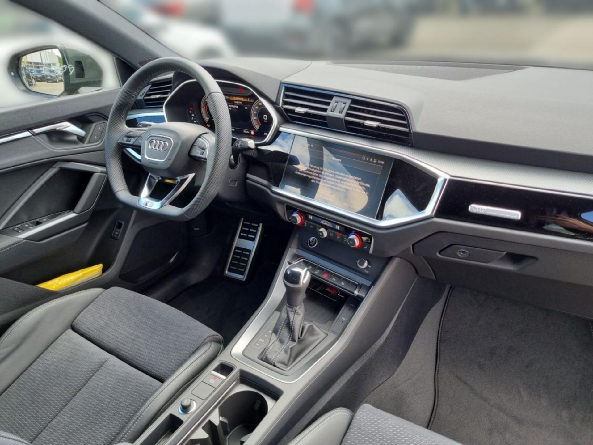 Audi Q3 Sportback S line