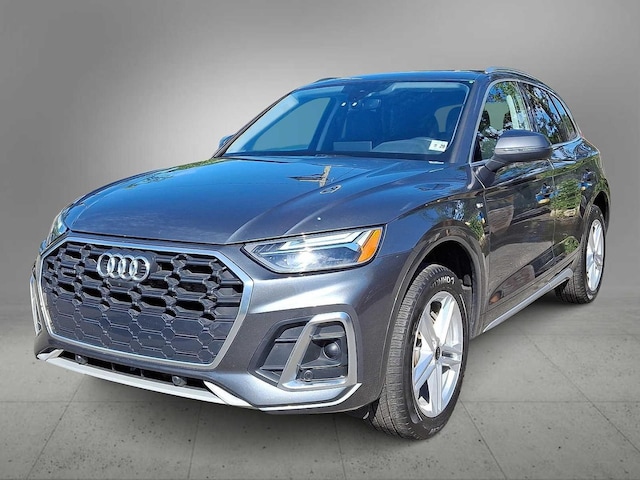 Photo of 2024 Audi Q5 TFSI e 