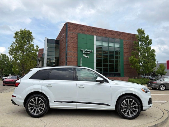 2023 Audi Q7