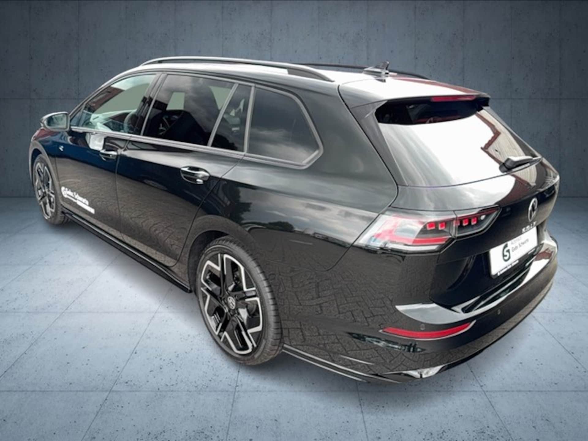 Volkswagen Golf Variant R-Line