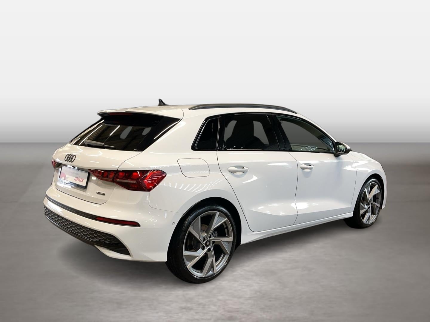 Bild über Audi A3 Sportback TFSI quattro S tronic - für weitere Informationen kontaktieren Sie den Audi Partner