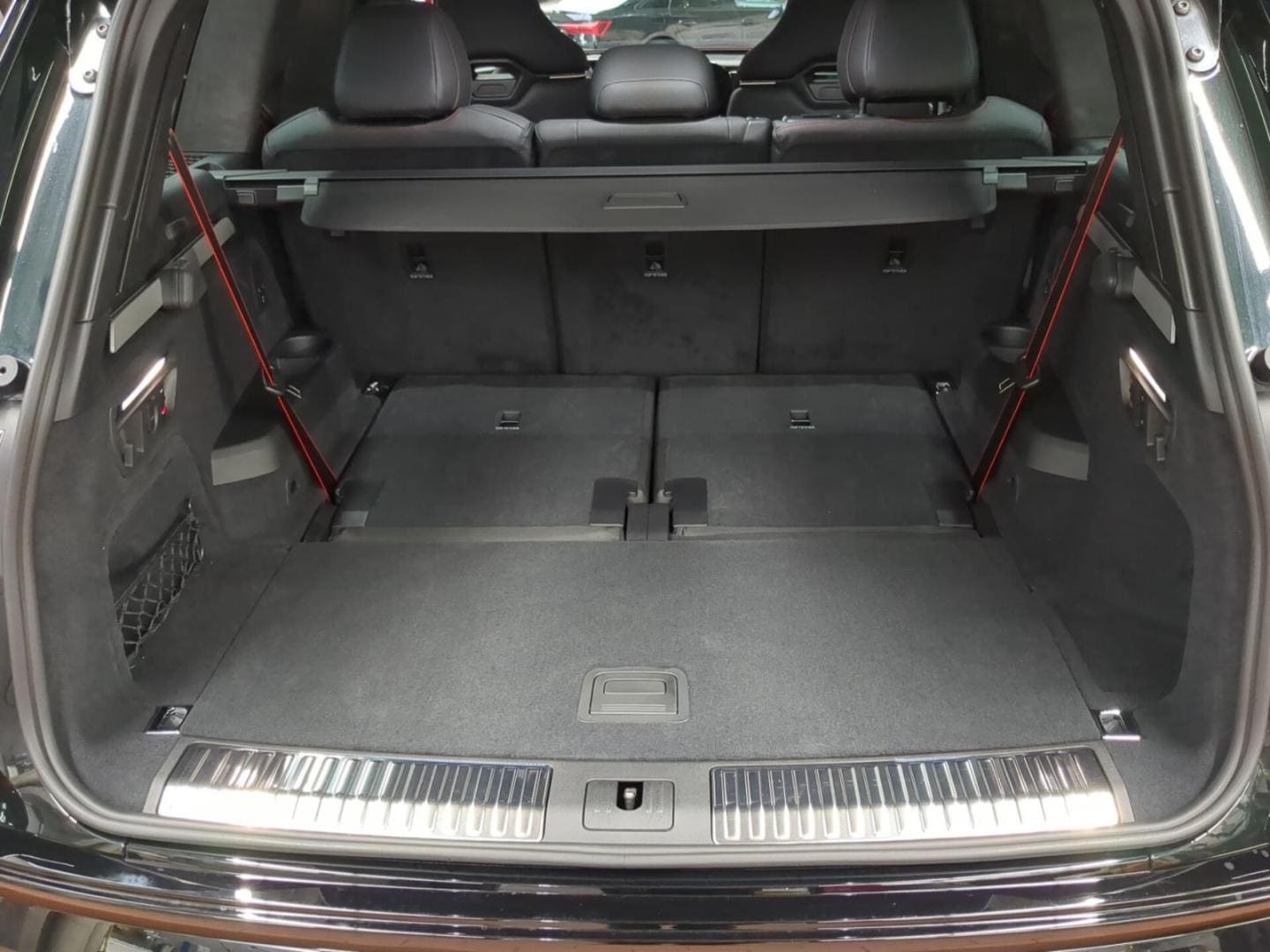 Bild über Audi Q7 SUV TDI quattro 220 kW tiptronic - für weitere Informationen kontaktieren Sie den Audi Partner