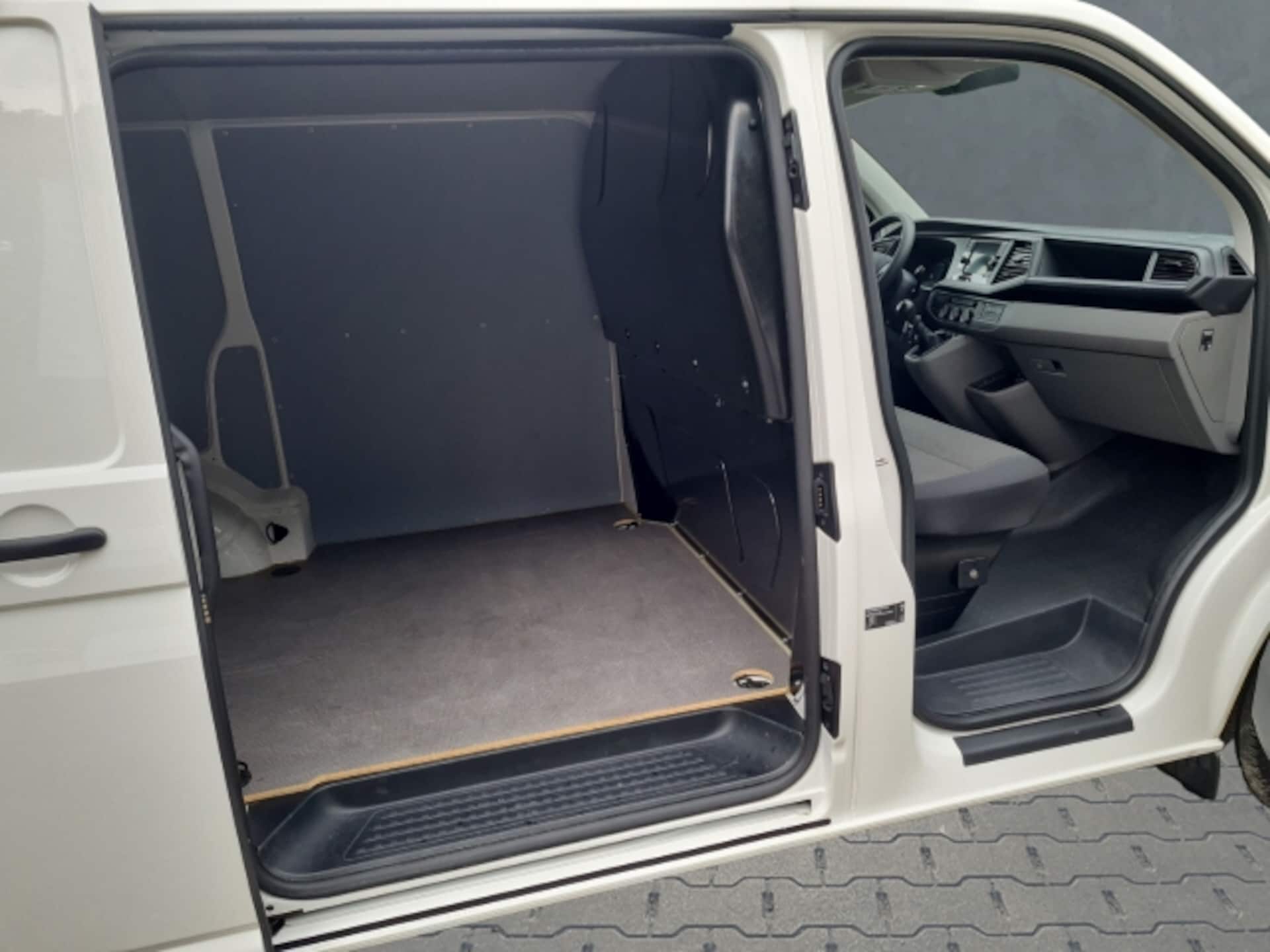 Volkswagen T6.1 Transporter Kasten kurzer Radstand