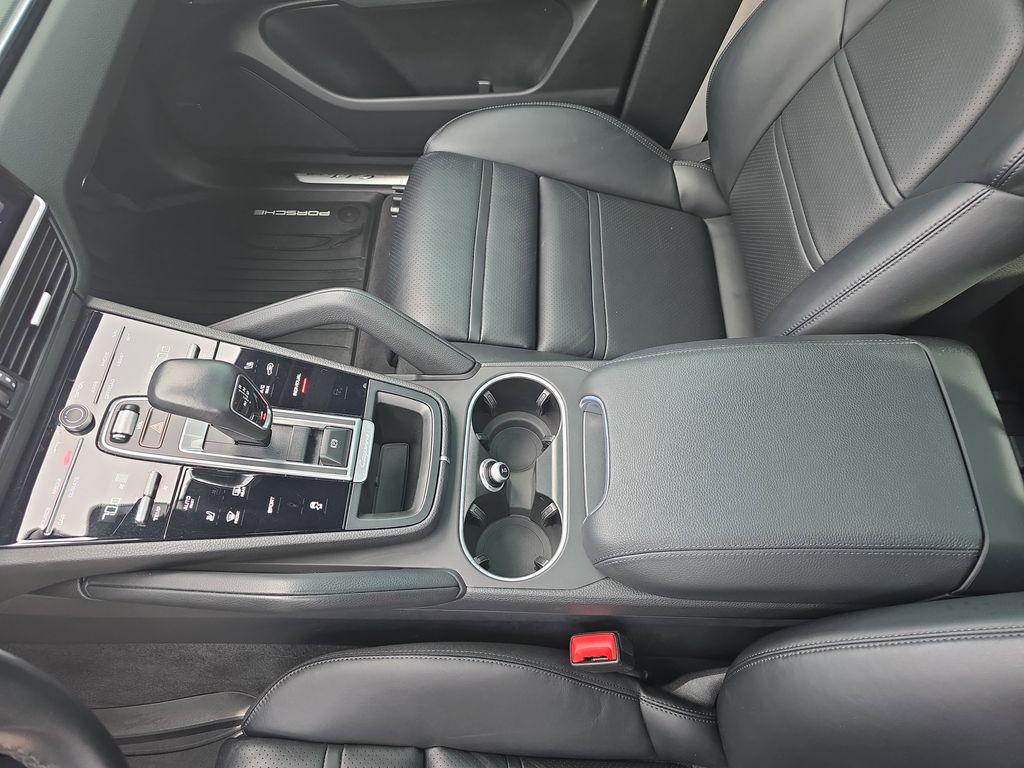 2023 Porsche Cayenne Base - Photo 28