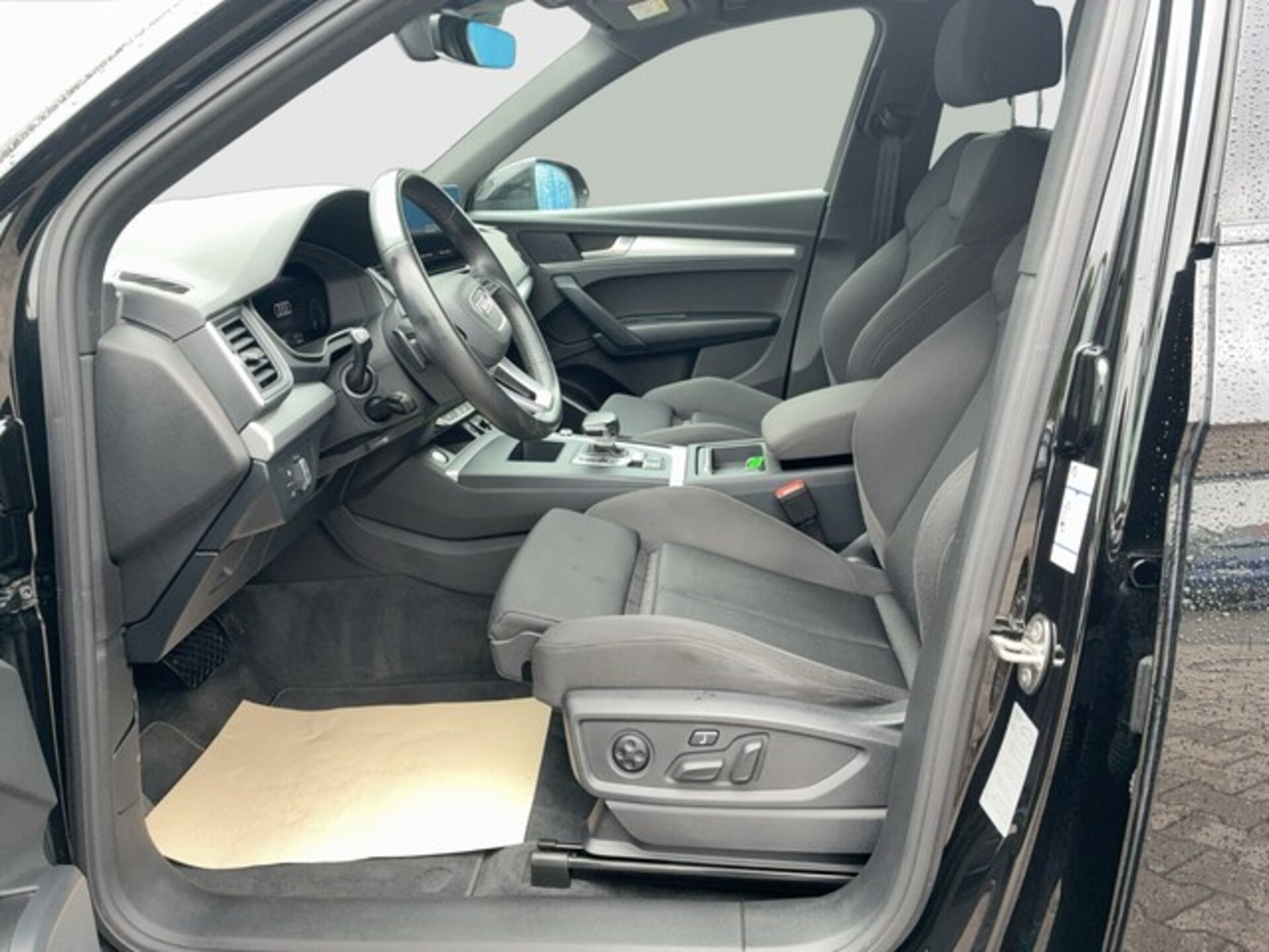 Audi Q5 TFSI e S line