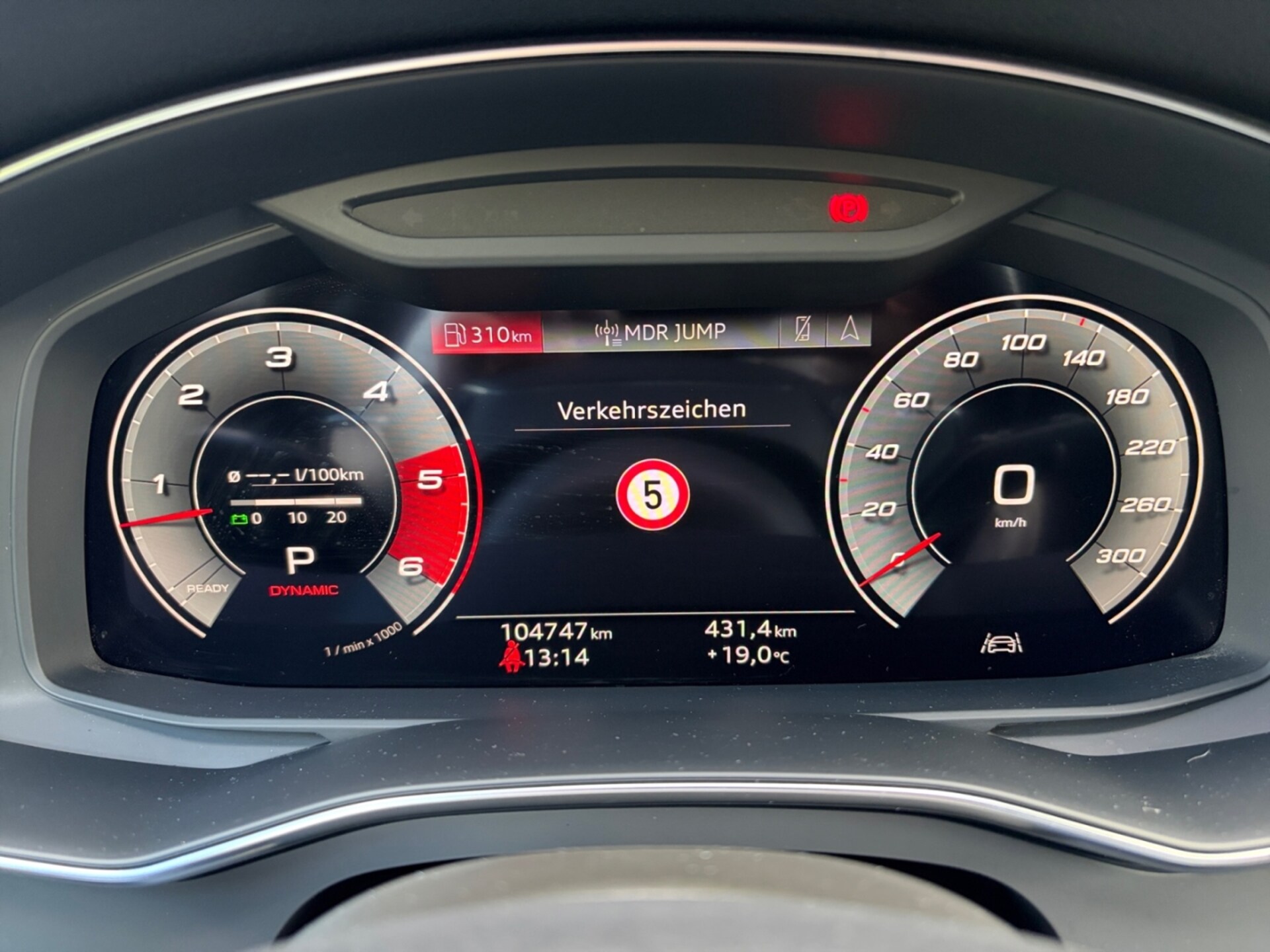Audi S6 Avant