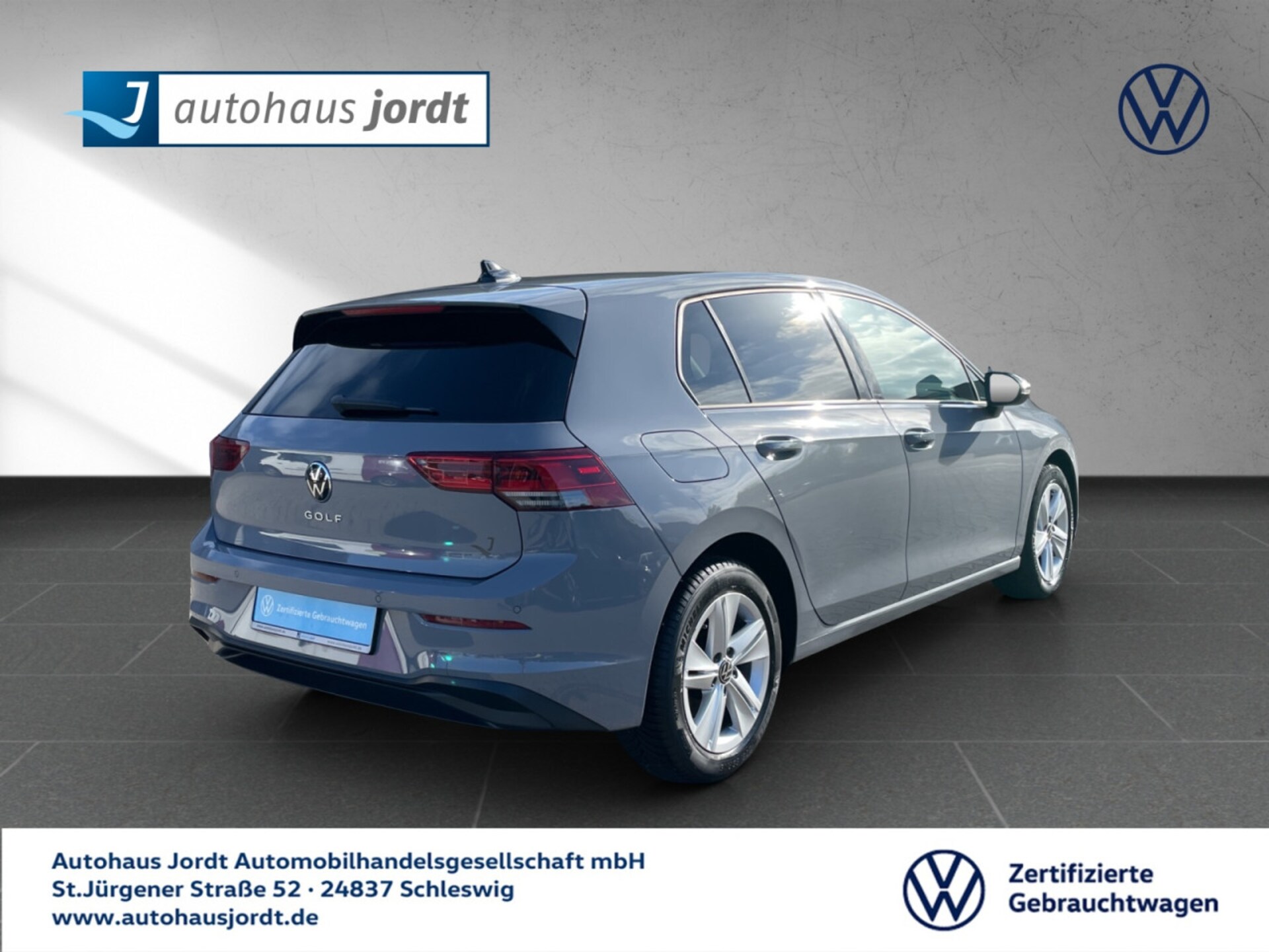Volkswagen Golf Life